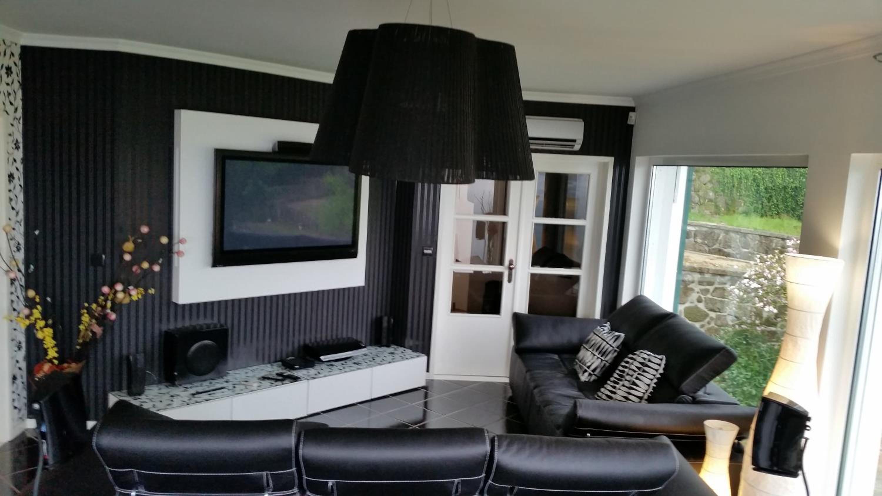 Three-Bedroom House - Photo 85