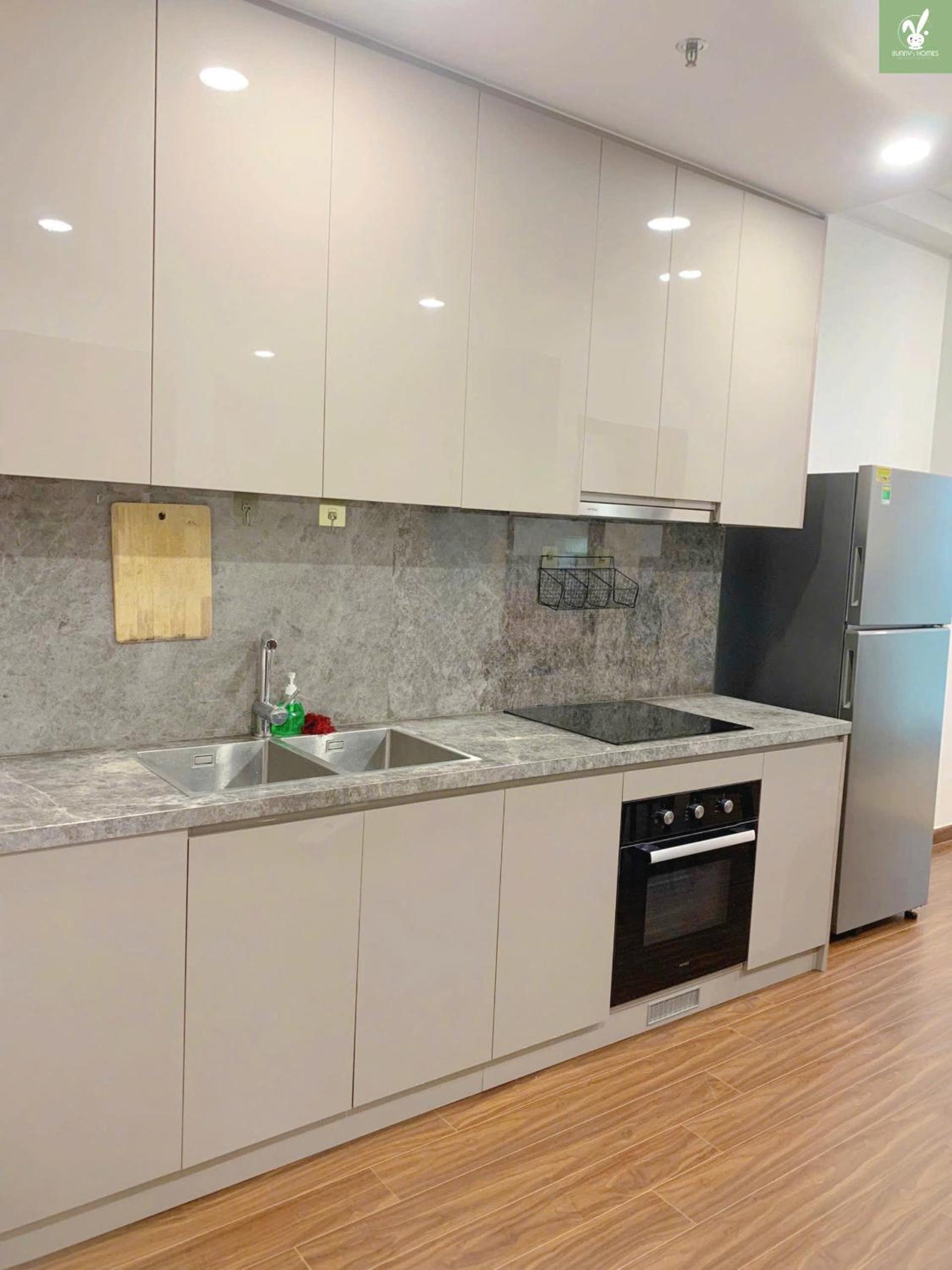 One-Bedroom Apartment with Balcony