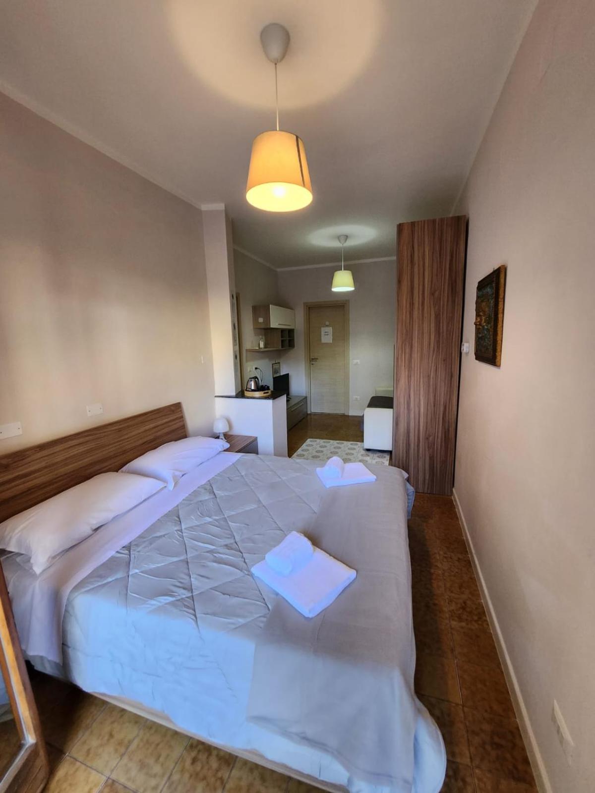 Double Room with Private External Bathroom