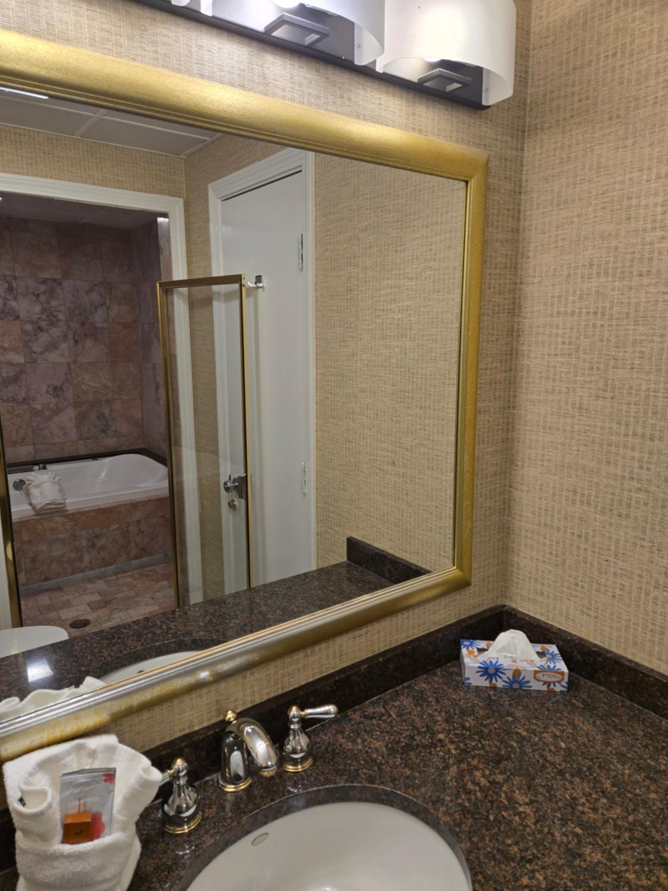 Luxury Quadruple Room - Photo 4