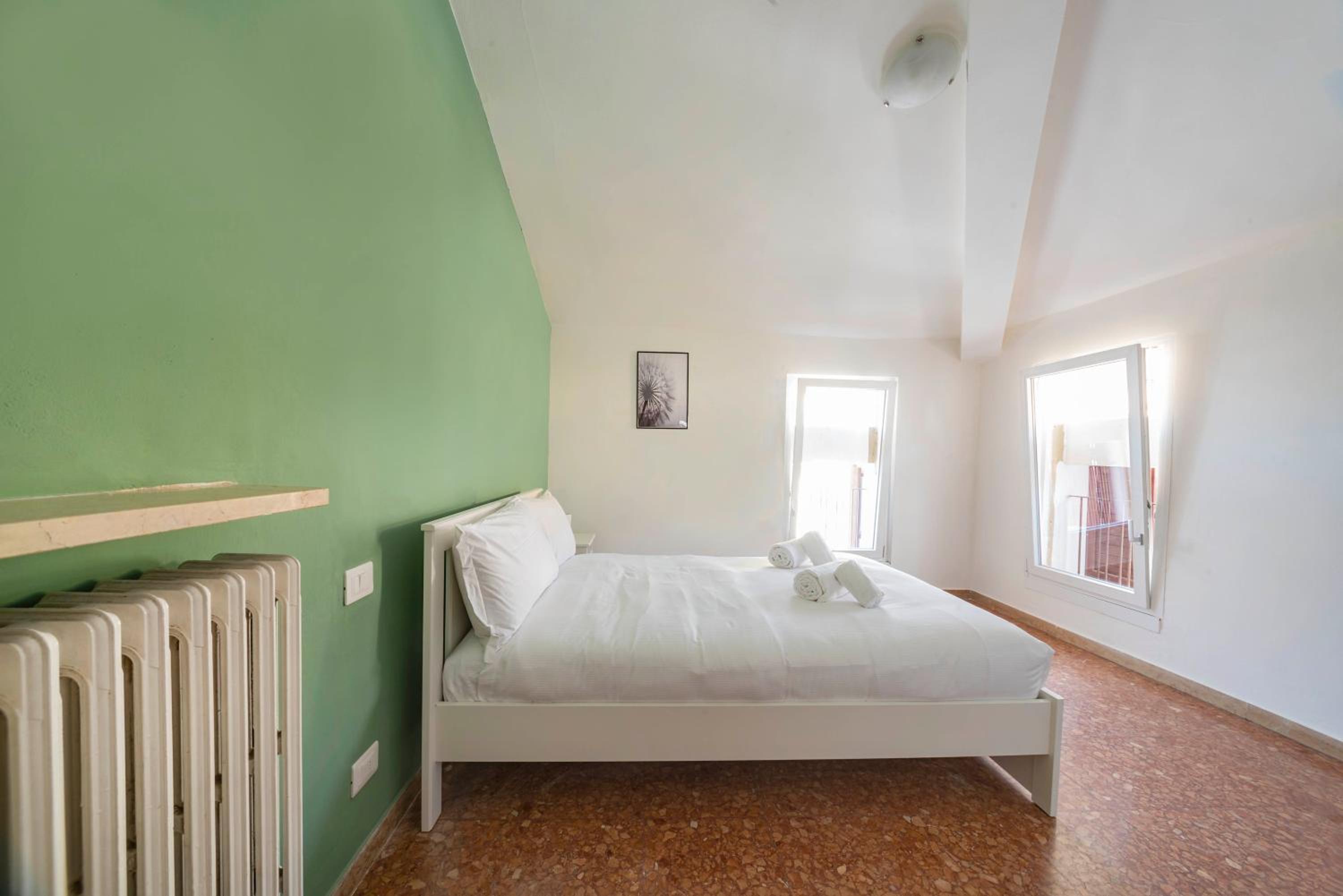 Double Room with Shared Bathroom