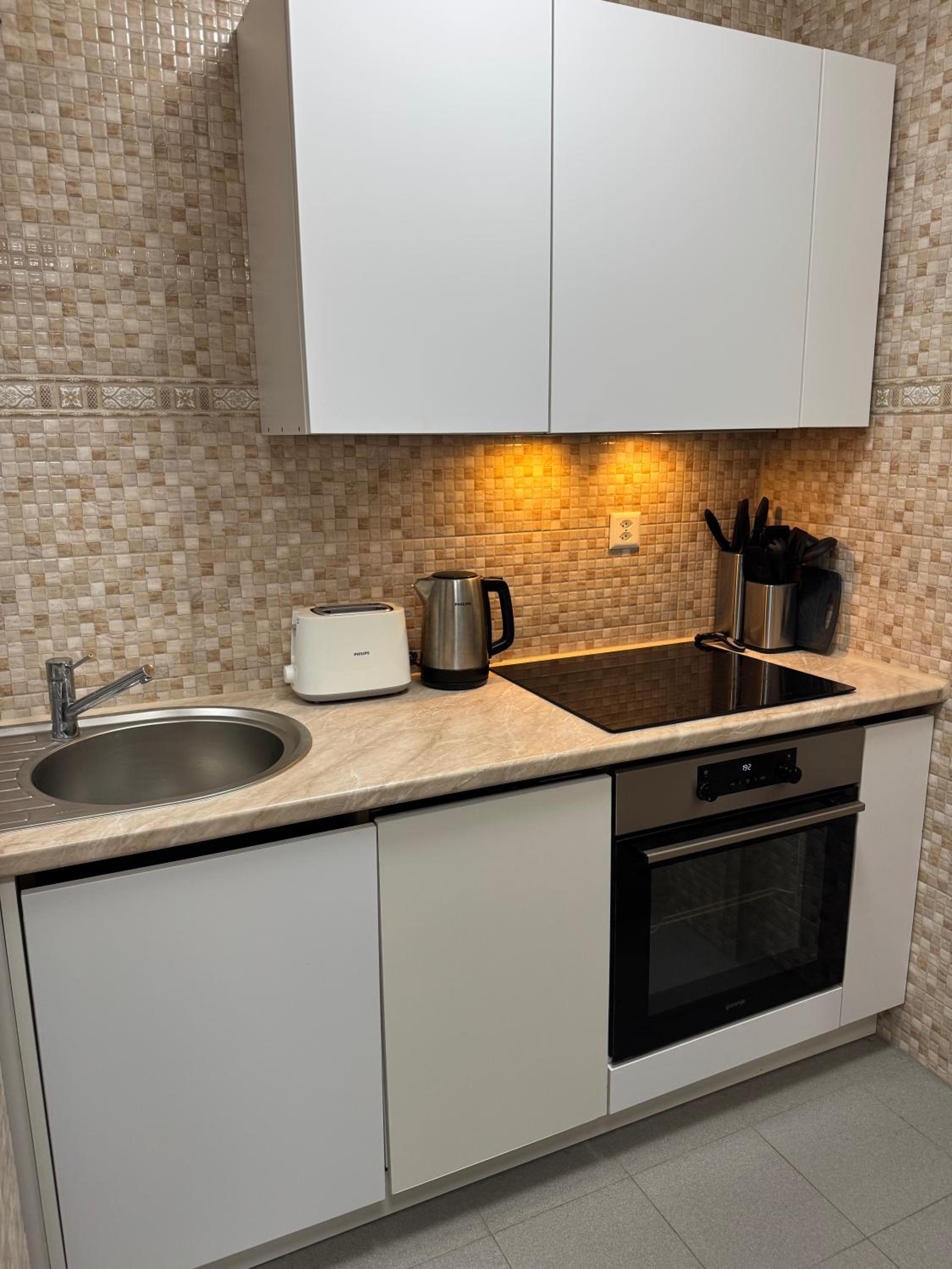 Apartment - Ground Floor photo 3