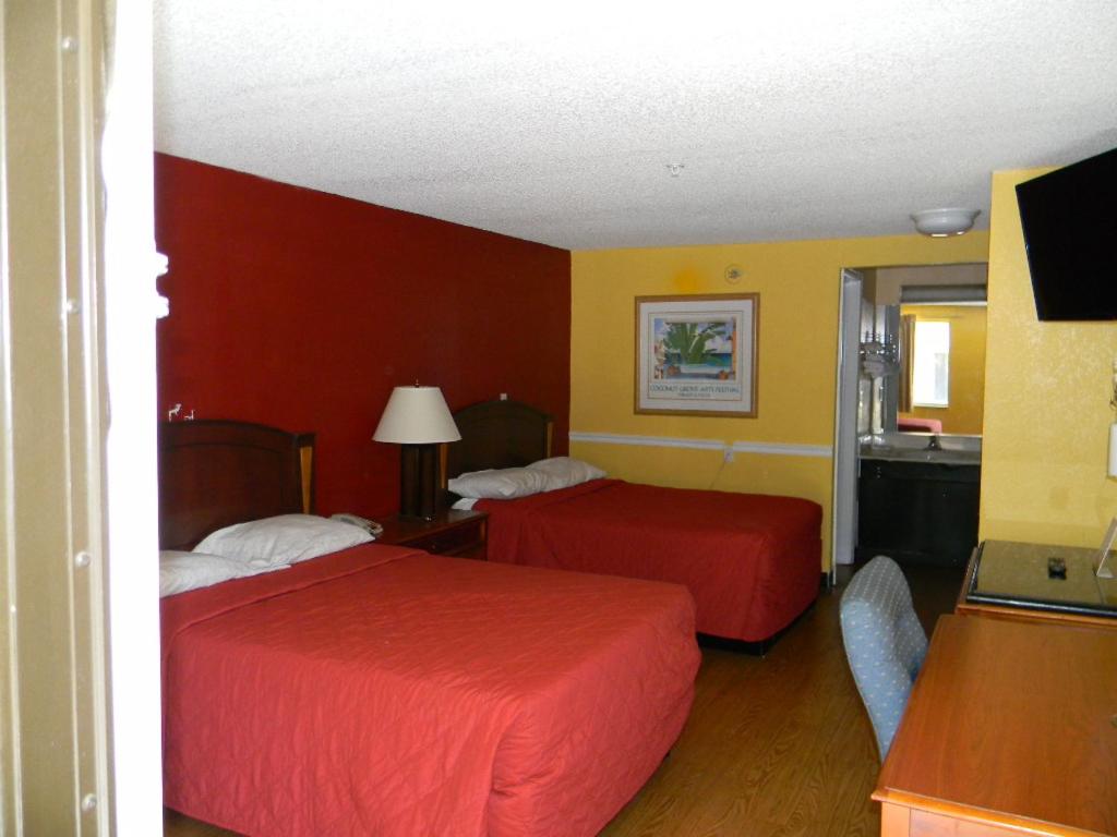 Double Room with Two Double Beds - Non-Smoking photo 1