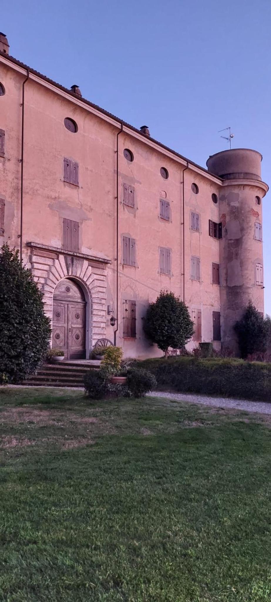 Deluxe Double Room with Castle View - Photo 19