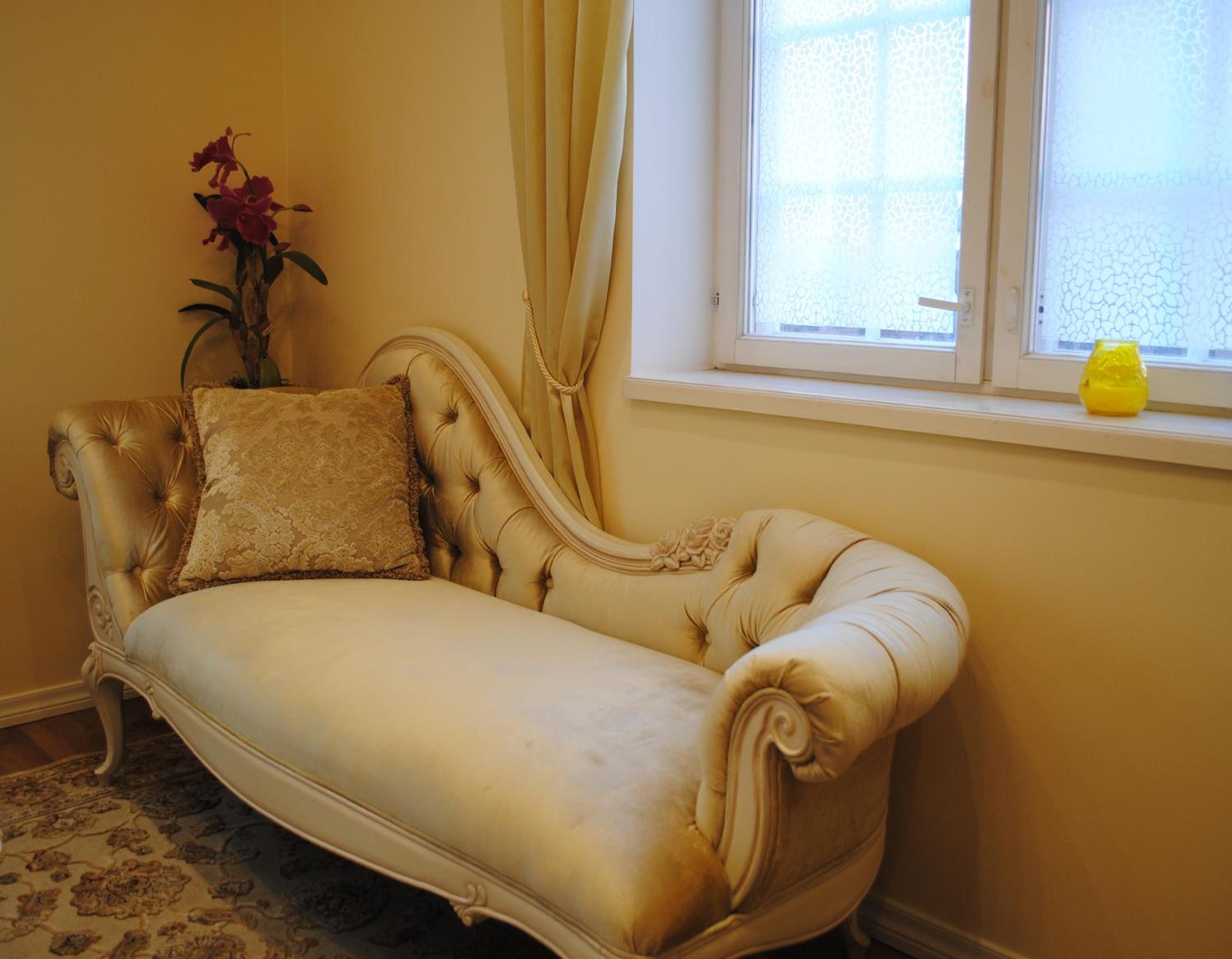 Double or Twin Room - Photo 8