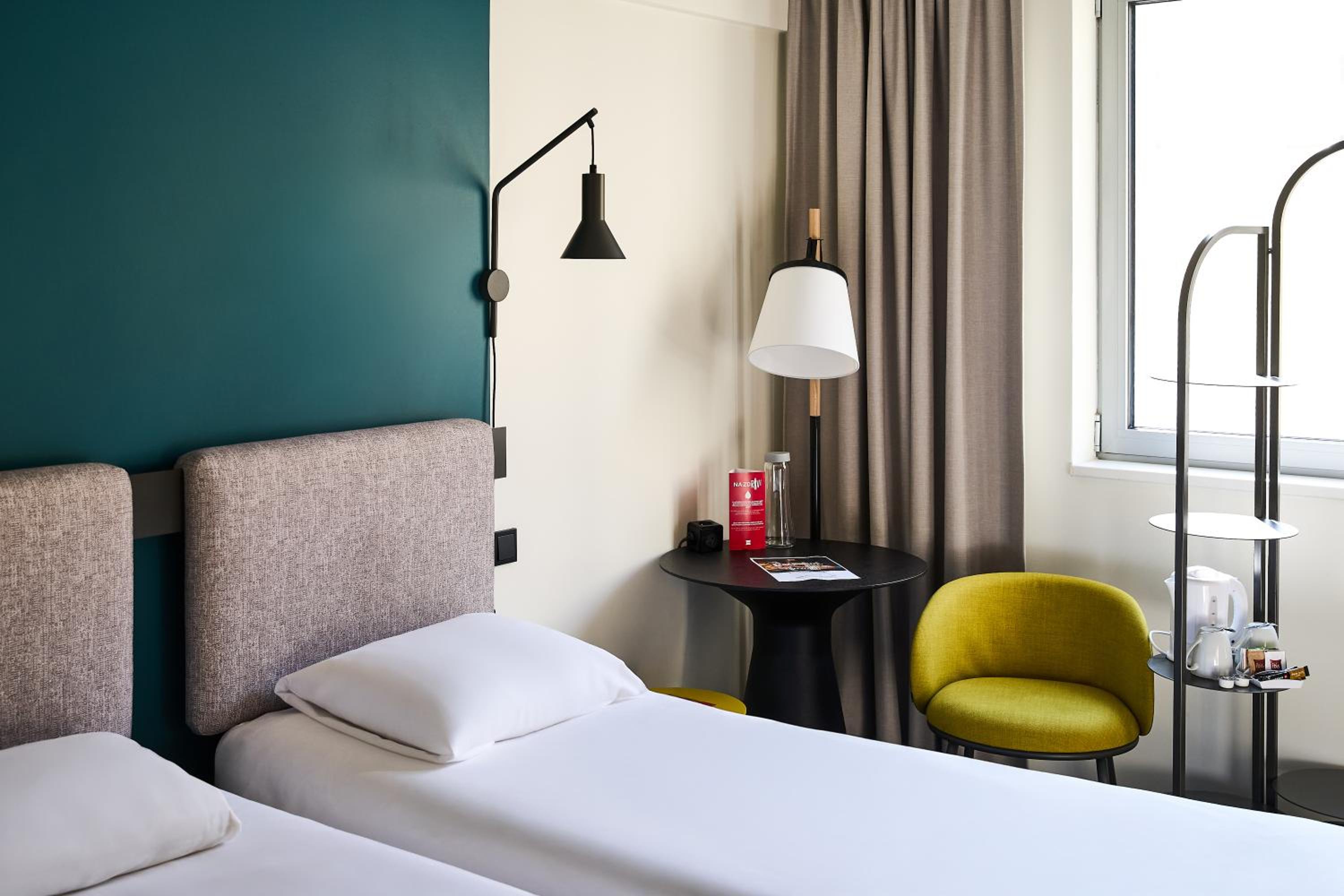 Superior Room with Two Twin Beds