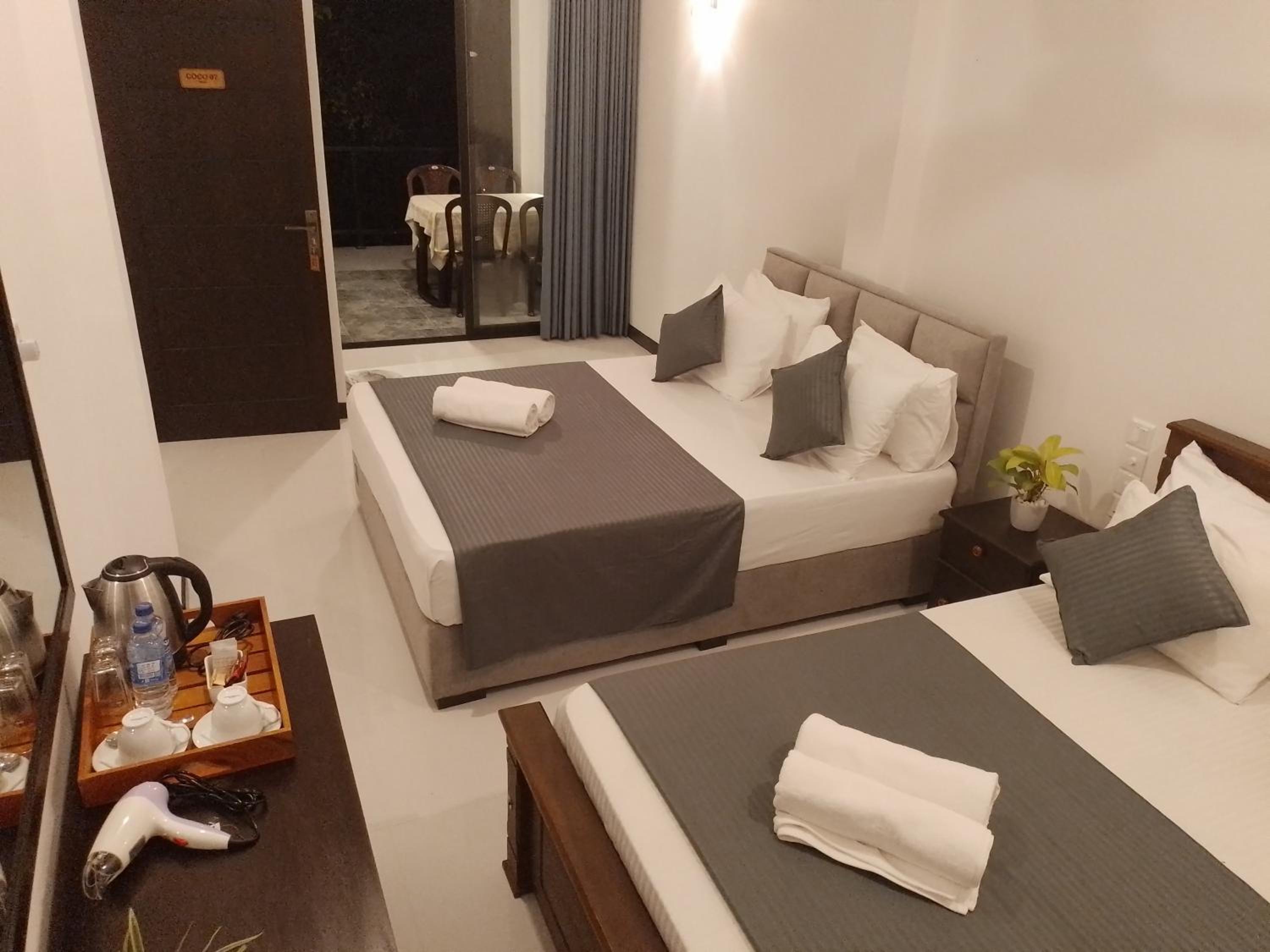 Deluxe Family Room photo 3