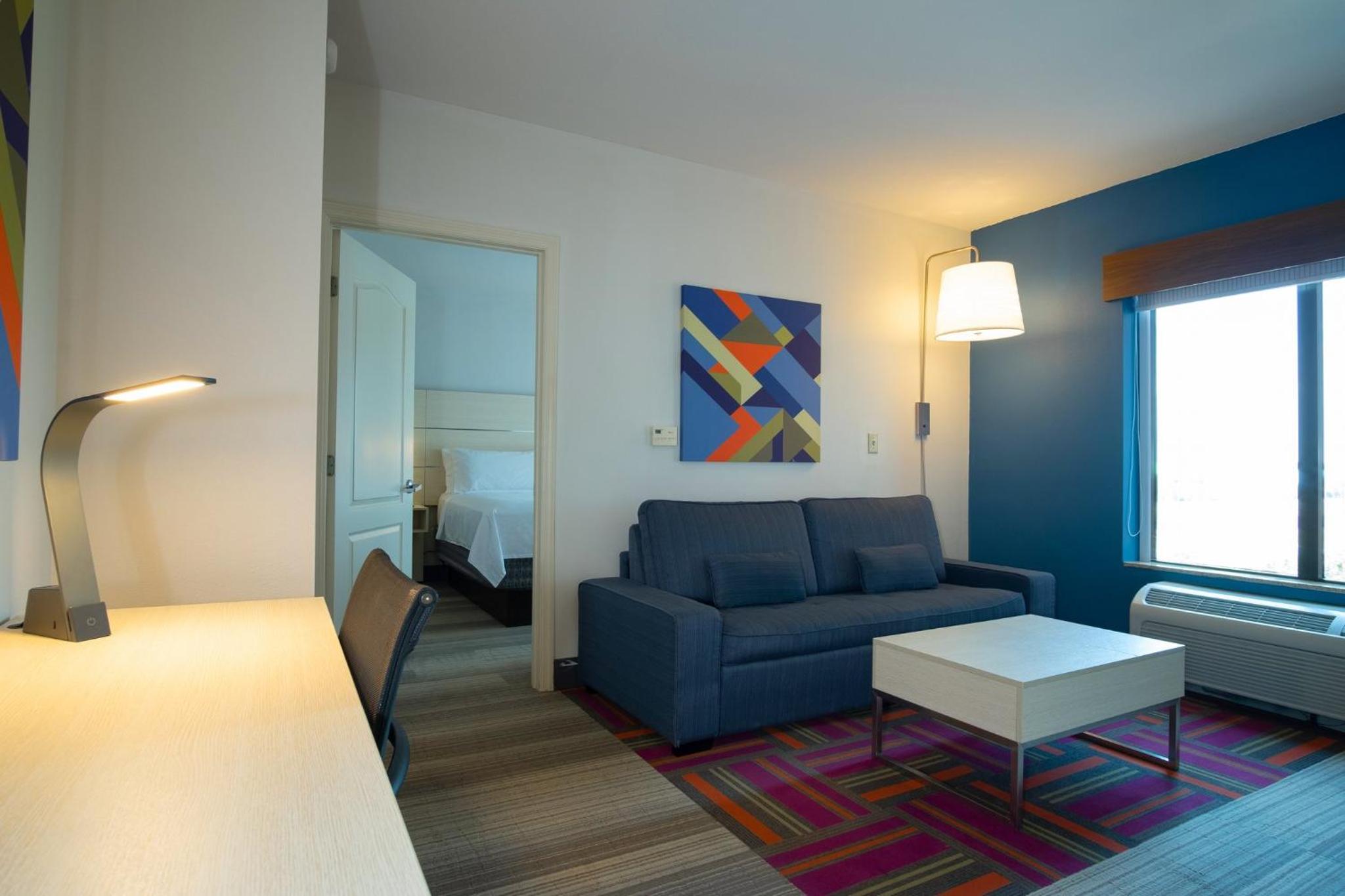 King Room - Mobility Access/Hearing Accessible