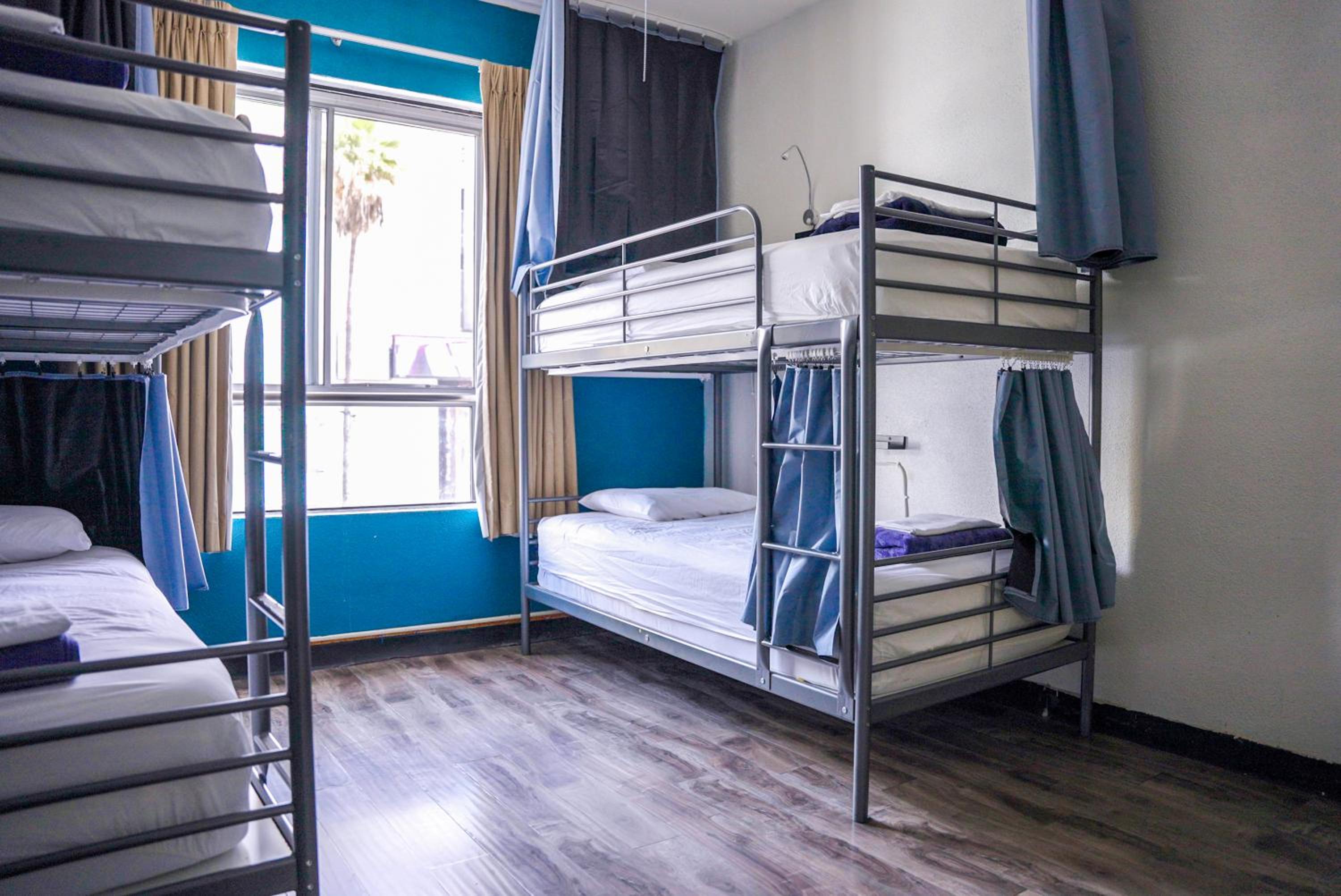 2 Beds in 6-Bed Dorm with shared Bathroom and AC
