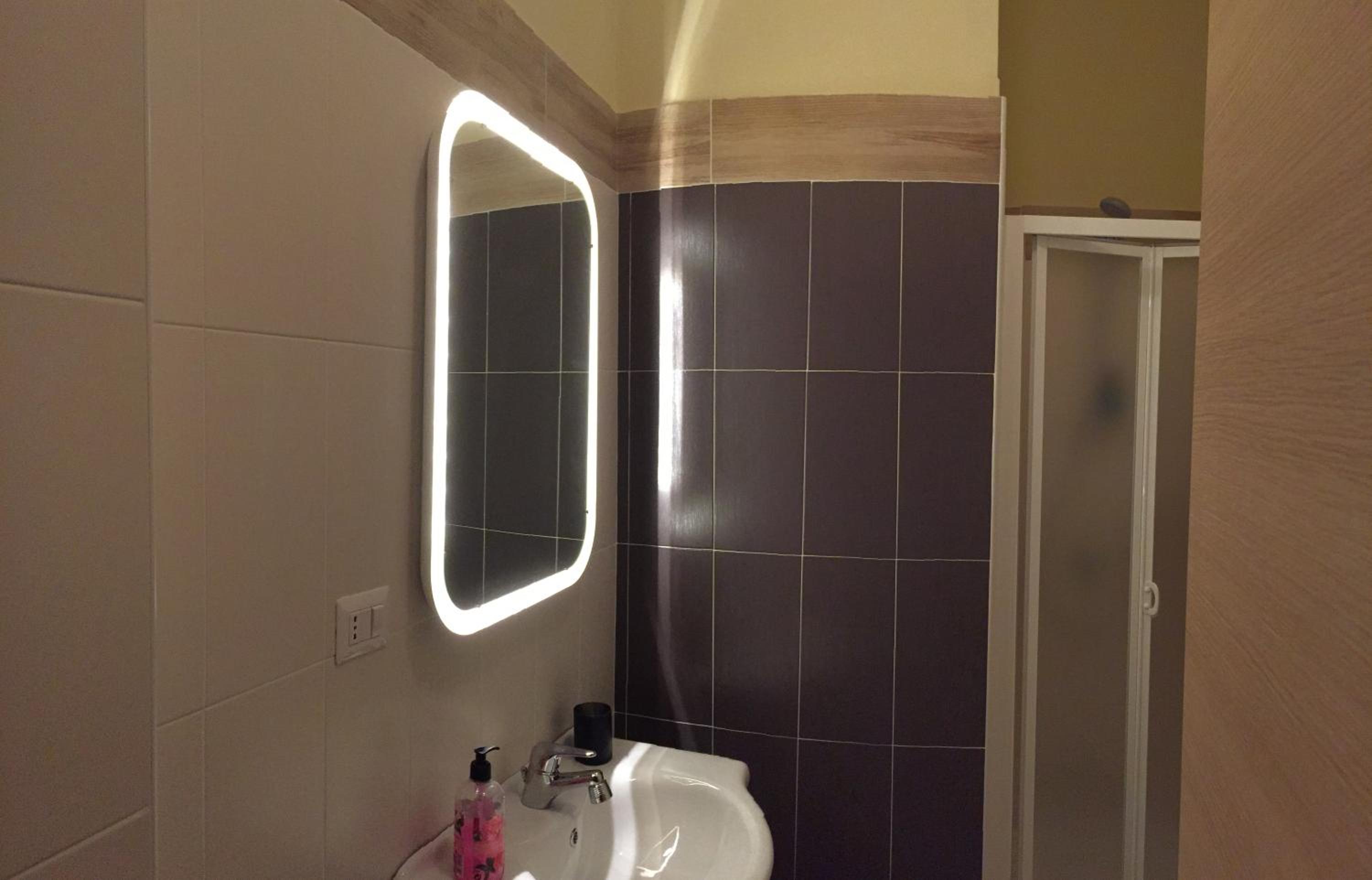 Double or Twin Room with Bathroom photo 2