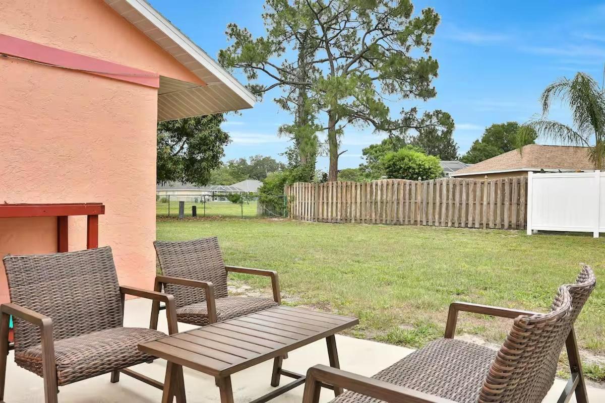 Three-Bedroom House photo 2