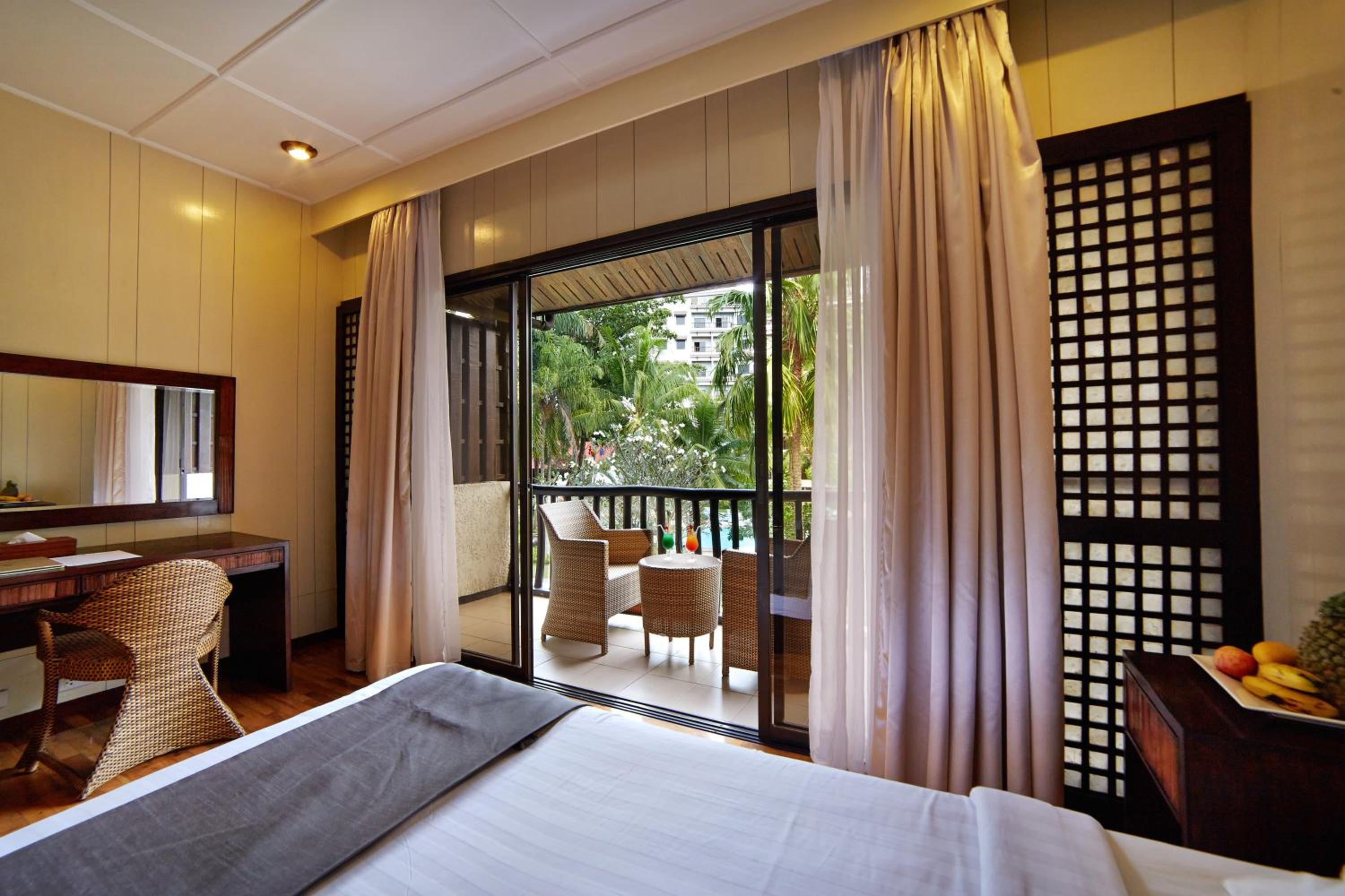 Deluxe Room - Photo 3