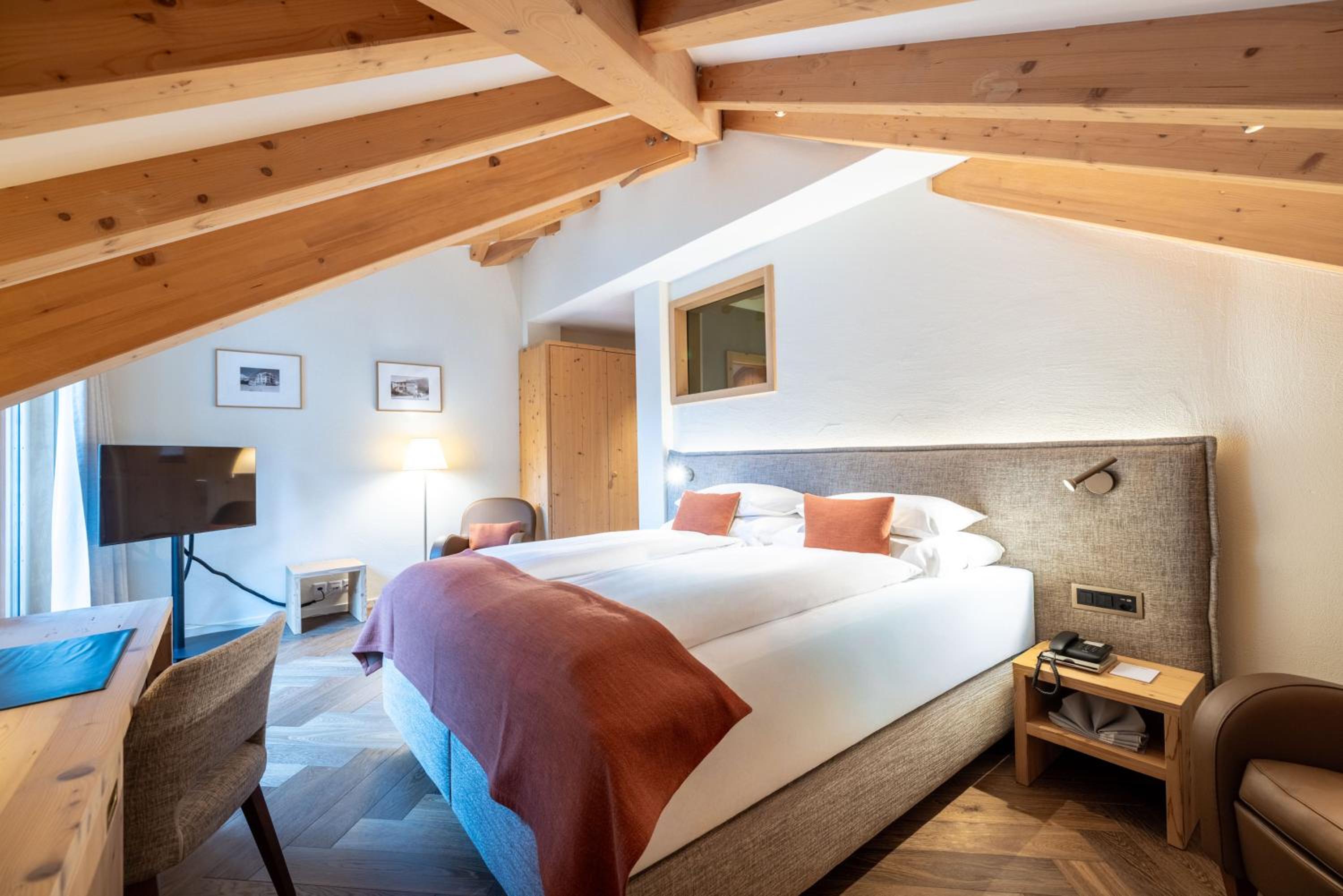 Double Room with Mountain View