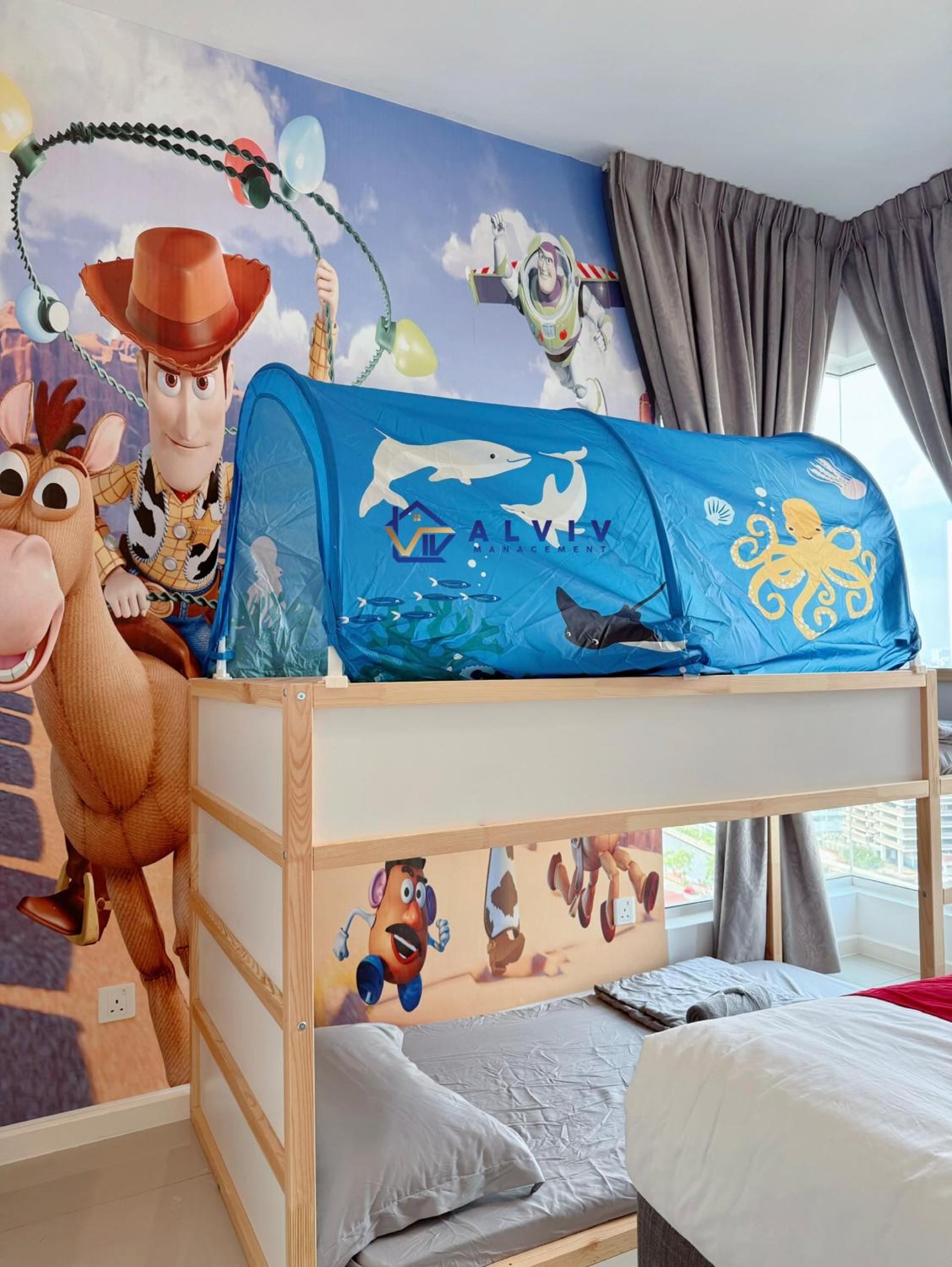 Dreamland Theme Three-Bedroom Apartment with Kids Playground - Photo 2