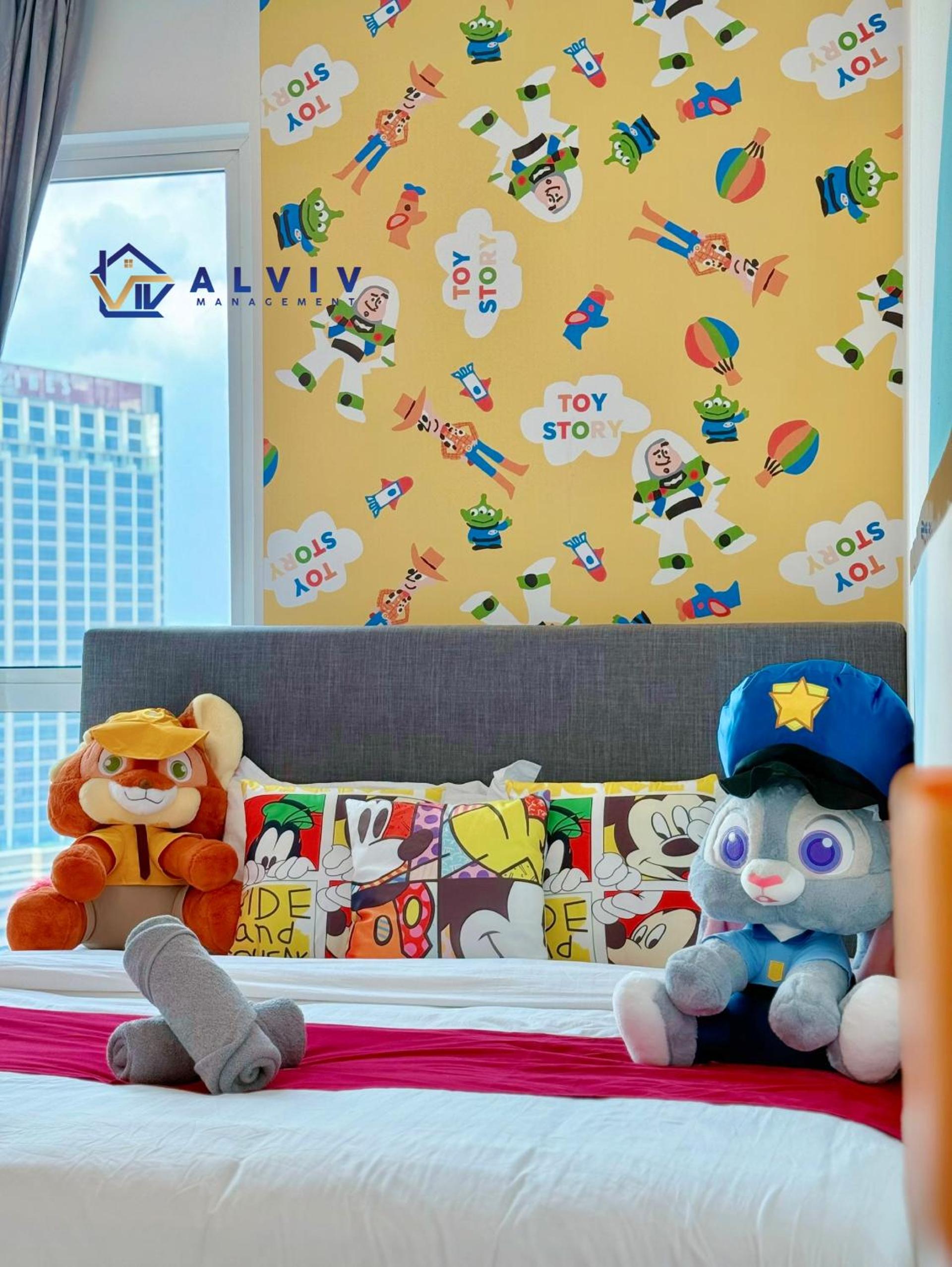 Dreamland Theme Three-Bedroom Apartment with Kids Playground - Photo 7