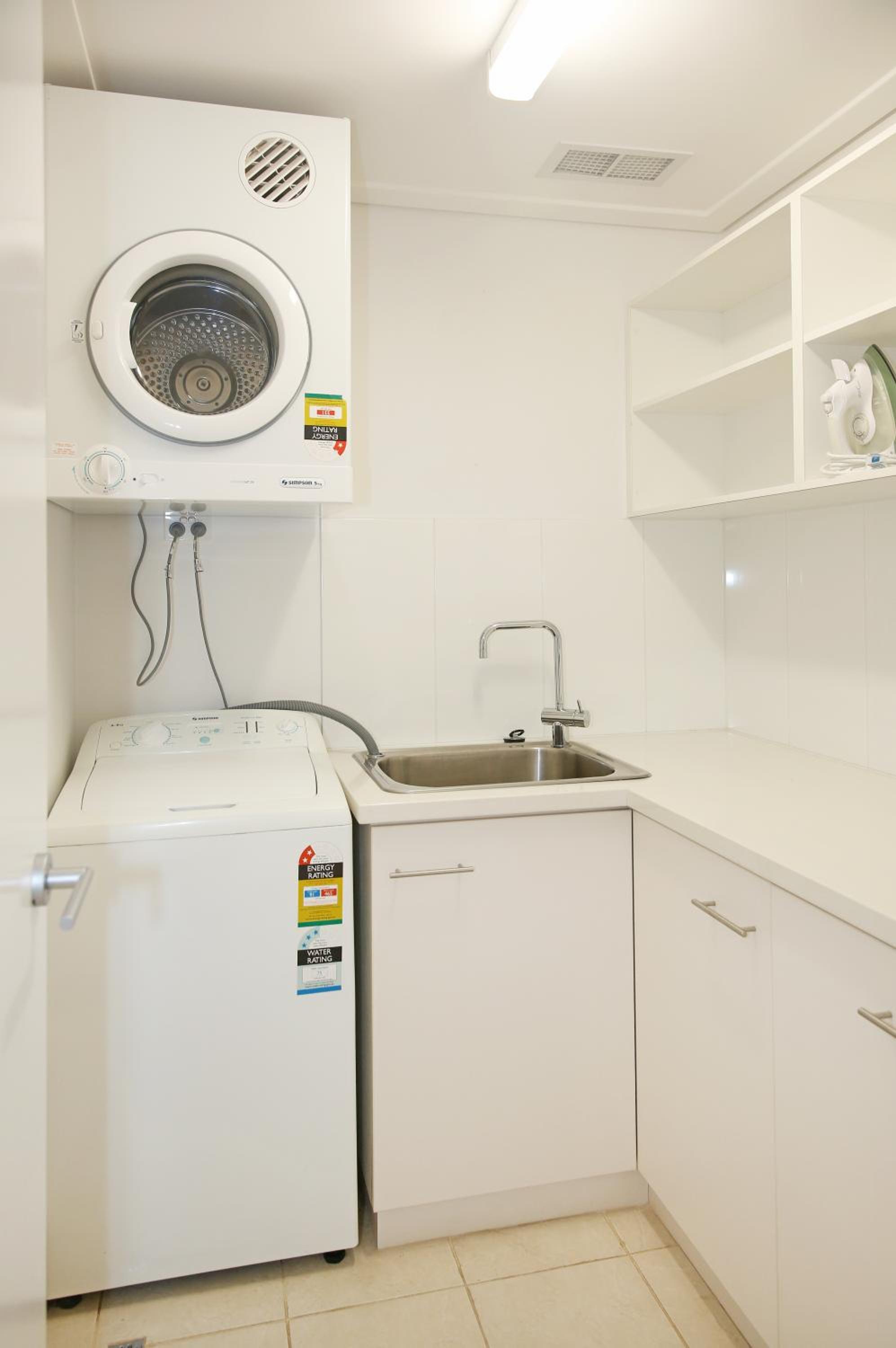 Three-Bedroom Apartment photo 3