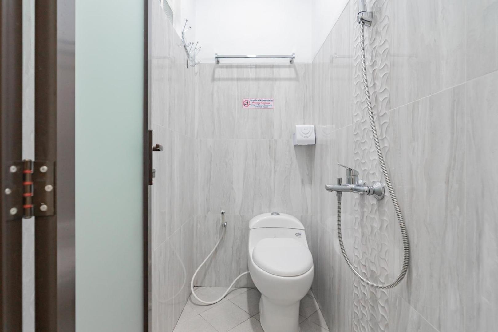 Deluxe Double Room - Photo 7