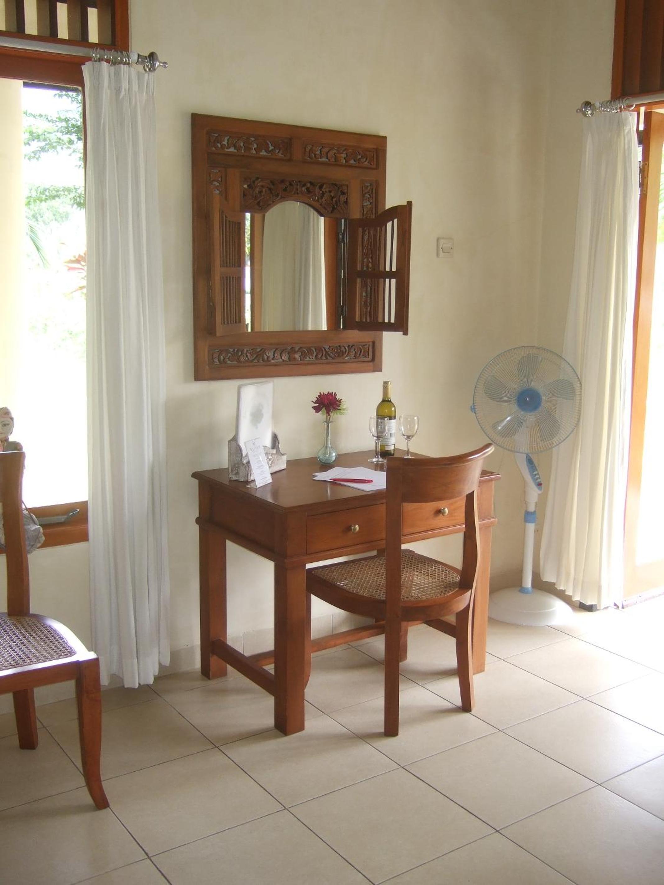 Twin Room with Garden View - Photo 16