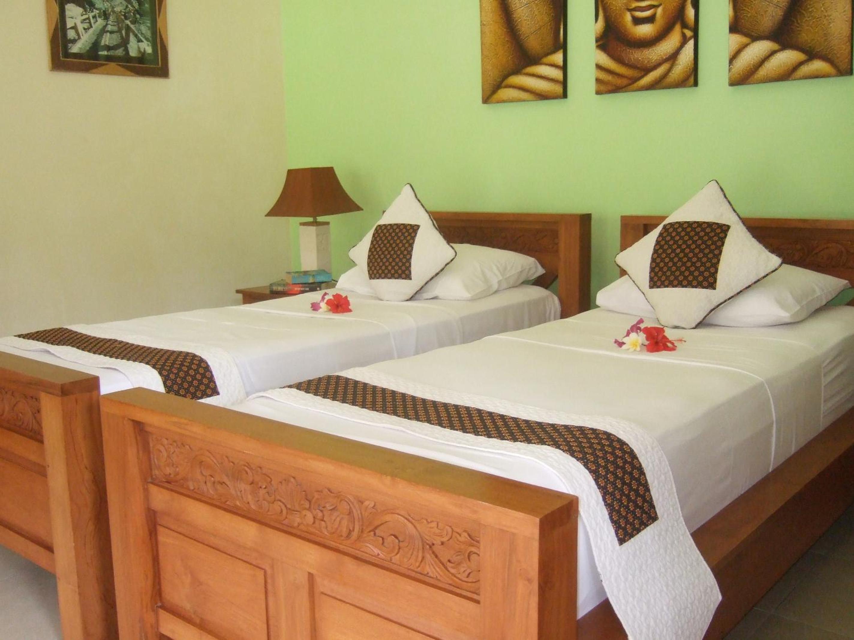 Twin Room with Garden View - Photo 19
