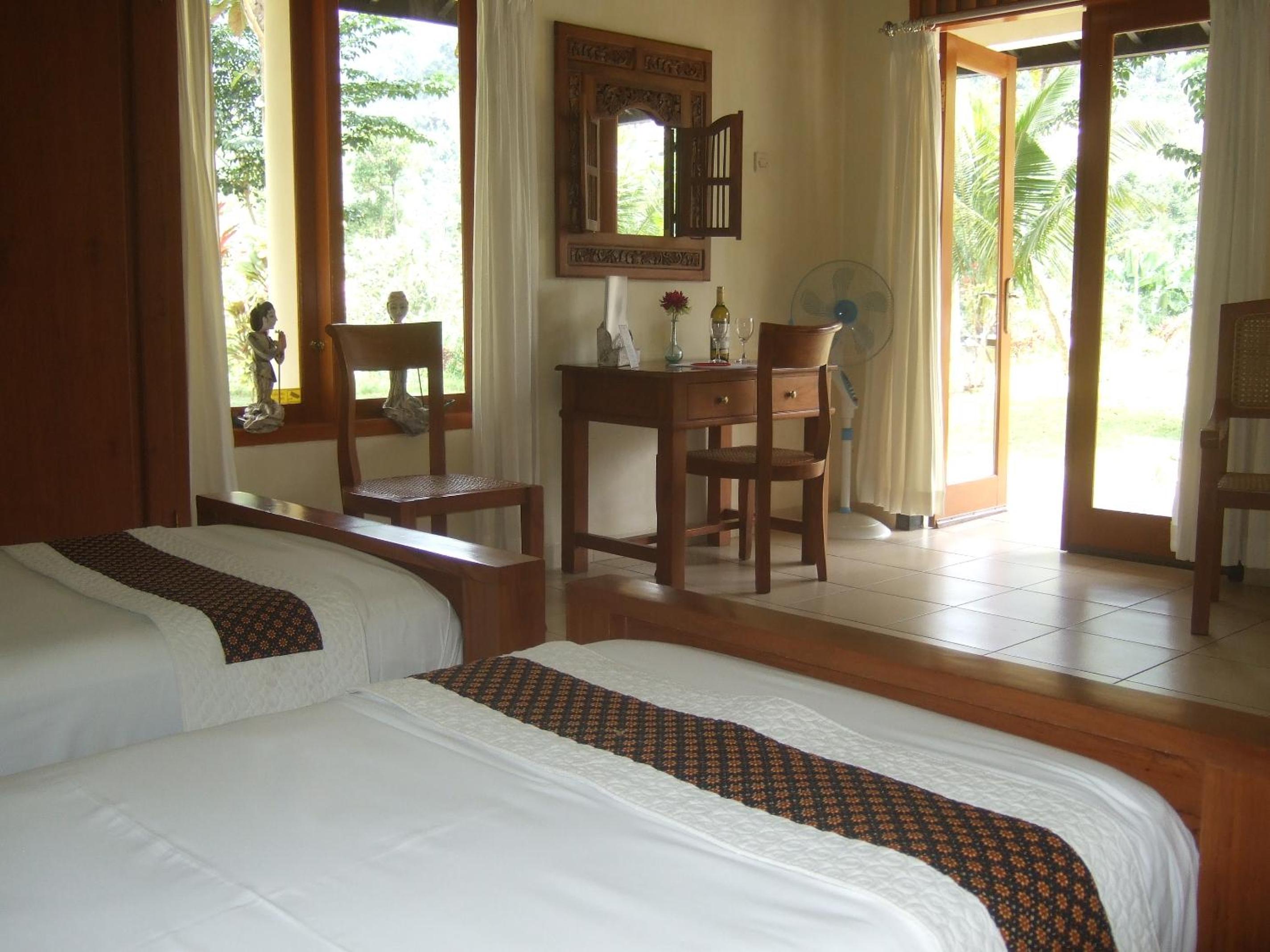 Twin Room with Garden View - Photo 18