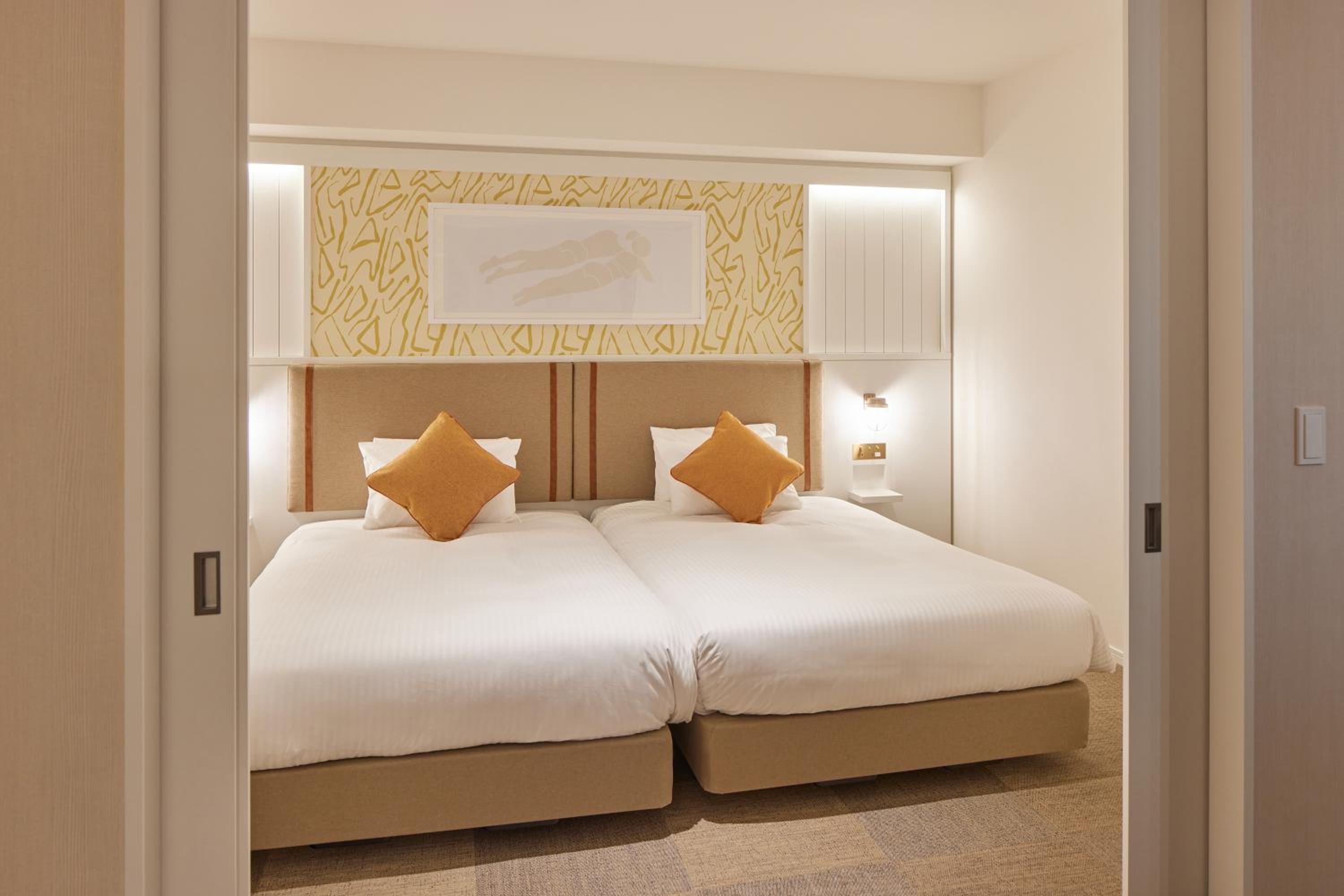 Suite - Photo 5