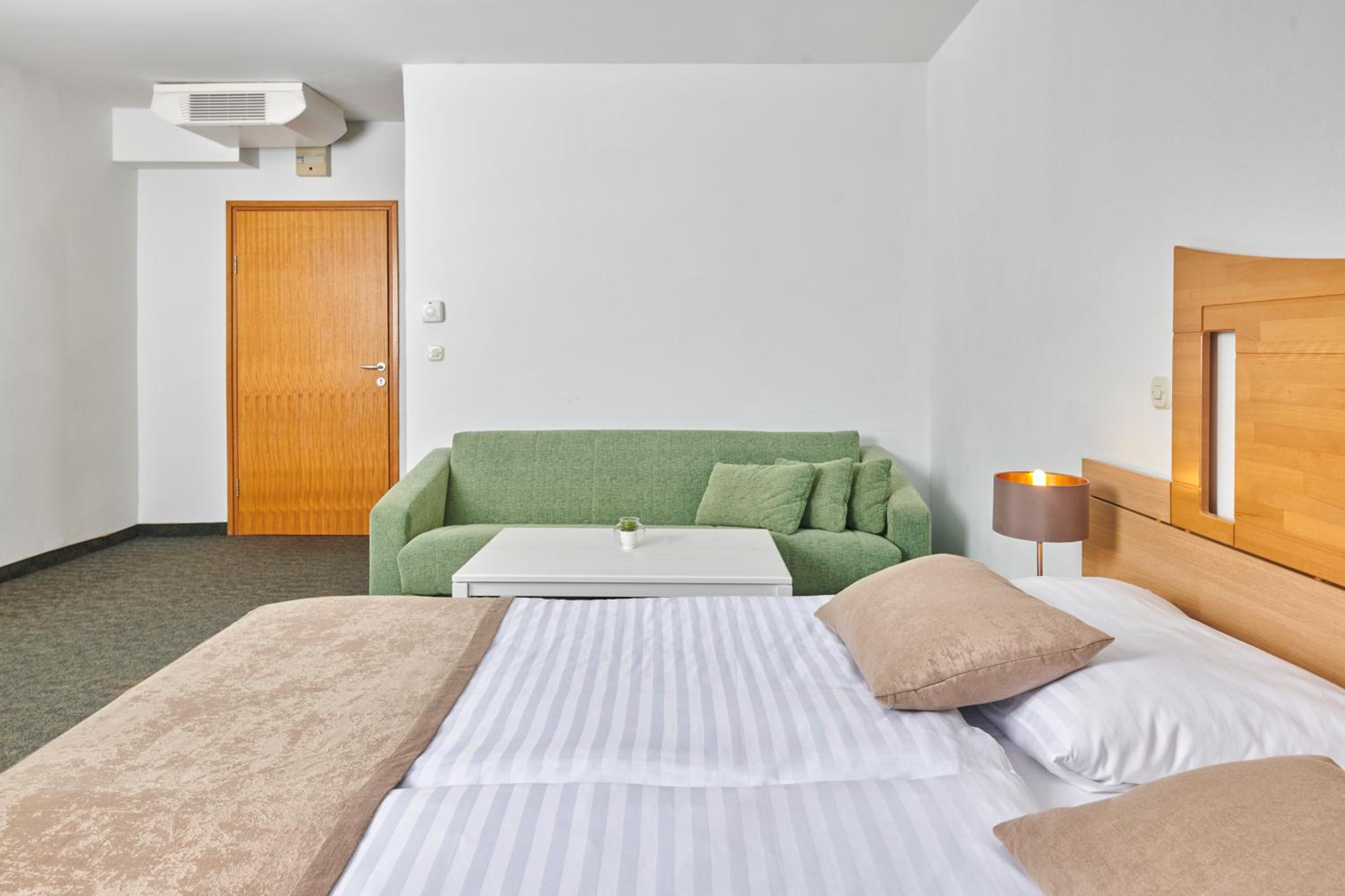 Comfort Junior Suite with Sea View - Photo 2