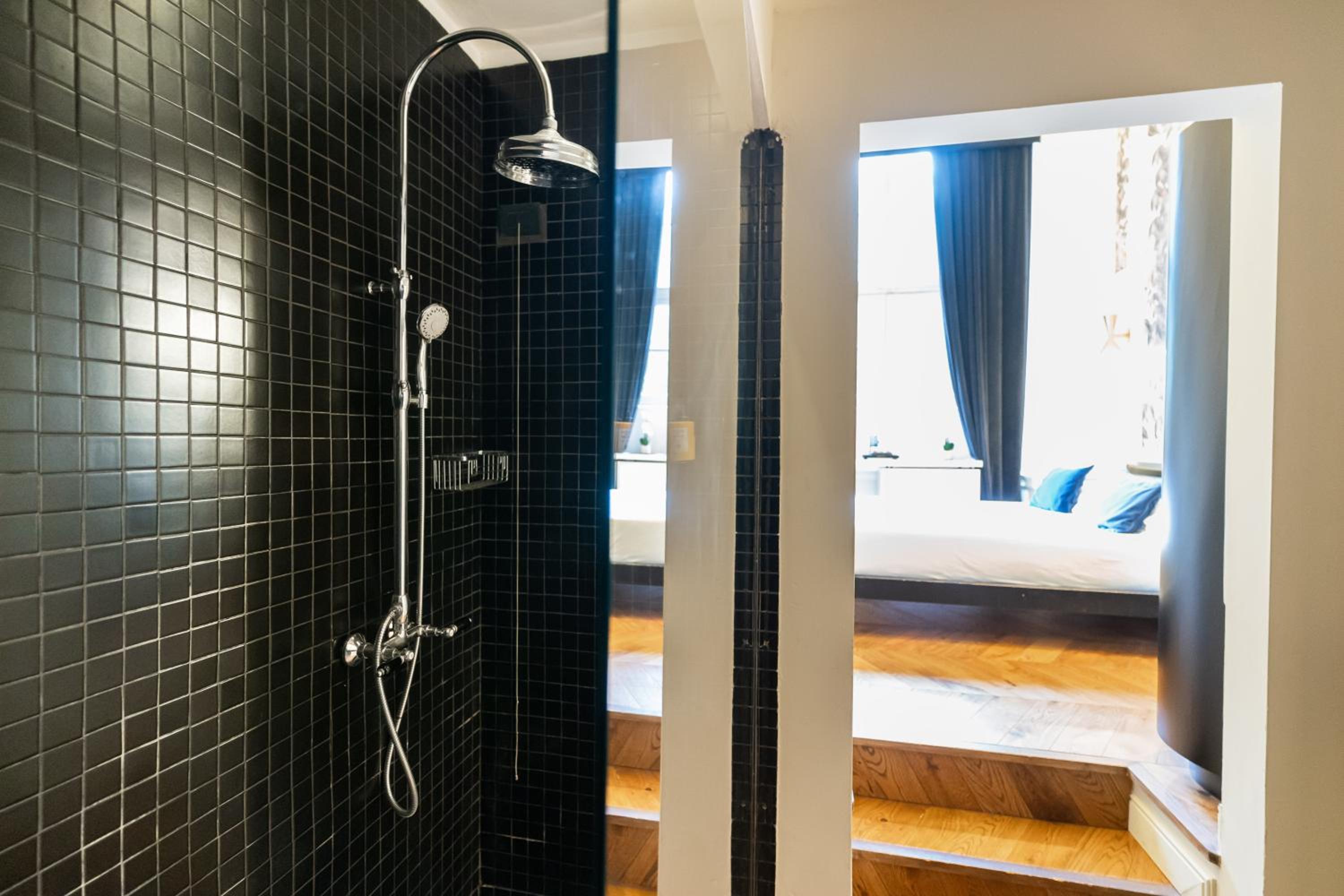 Available room
