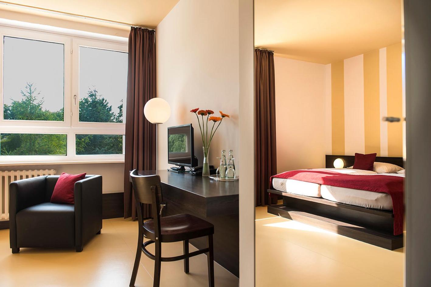 Double Room with Extra Bed photo 3