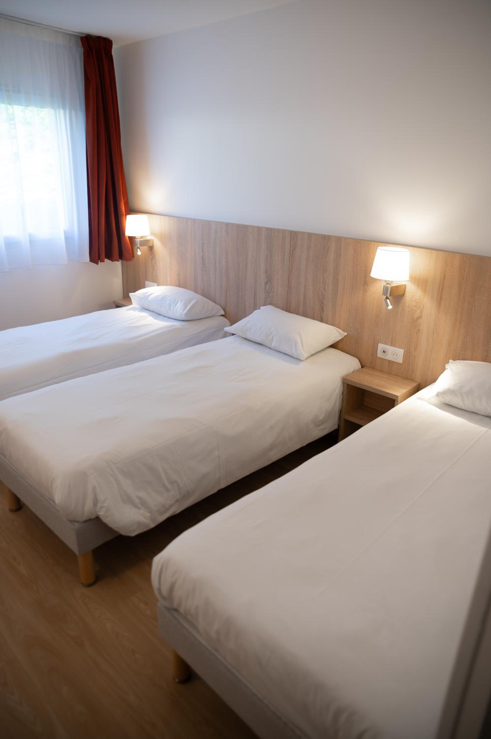 Comfort Triple Room