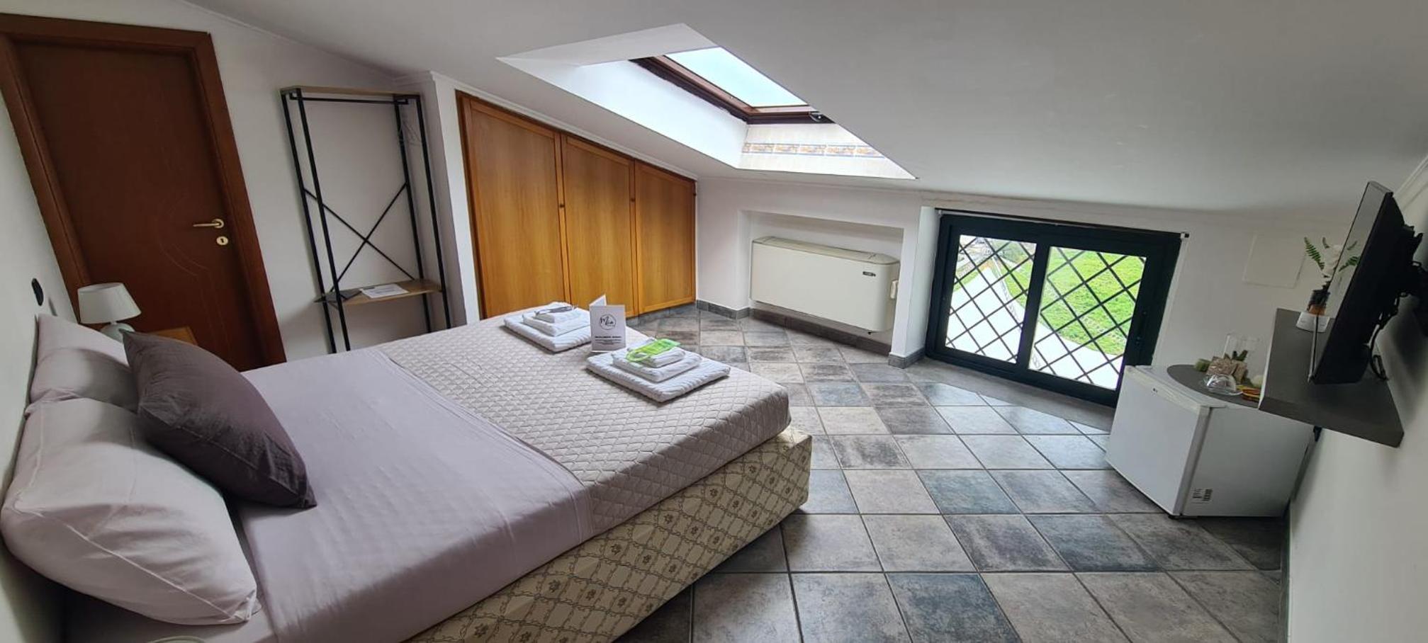 Standard Double or Twin Room photo 2