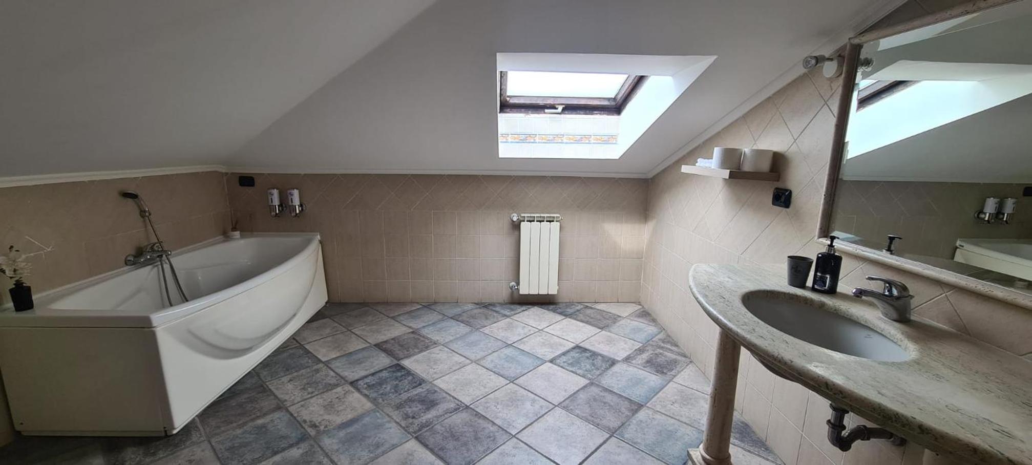 Standard Single Room photo 2