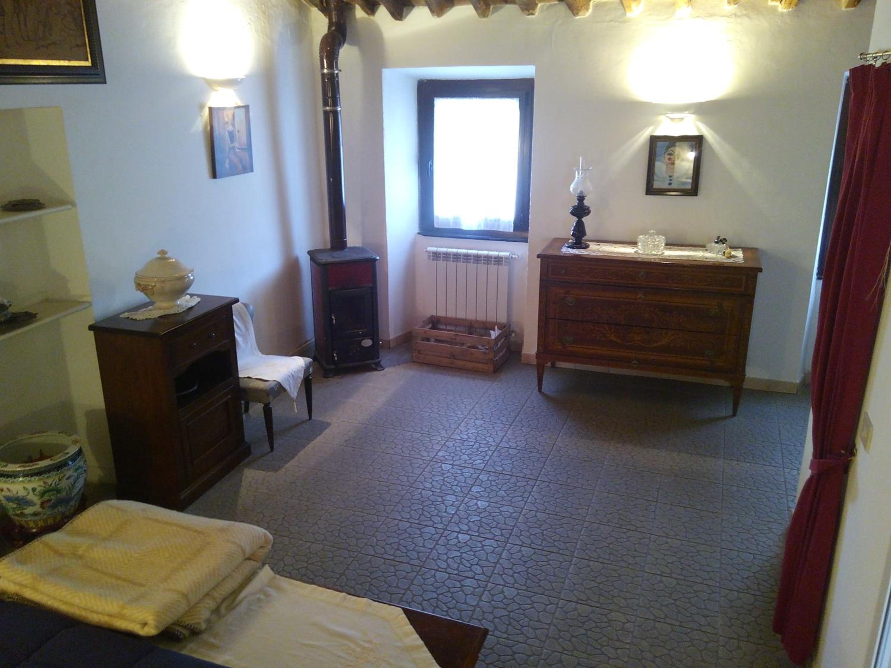 Large Double Room photo 2