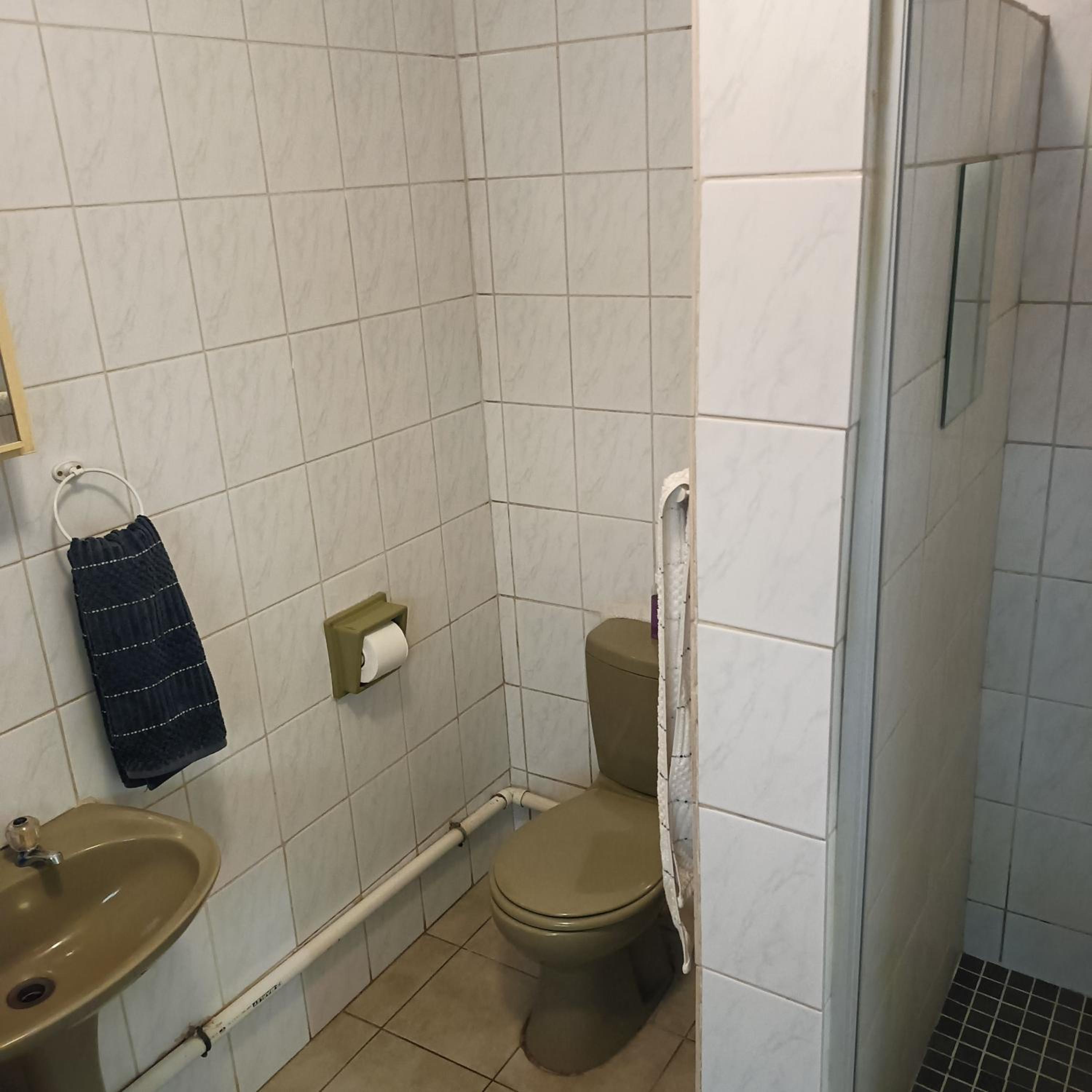 Standard Queen Room - Annex photo 3
