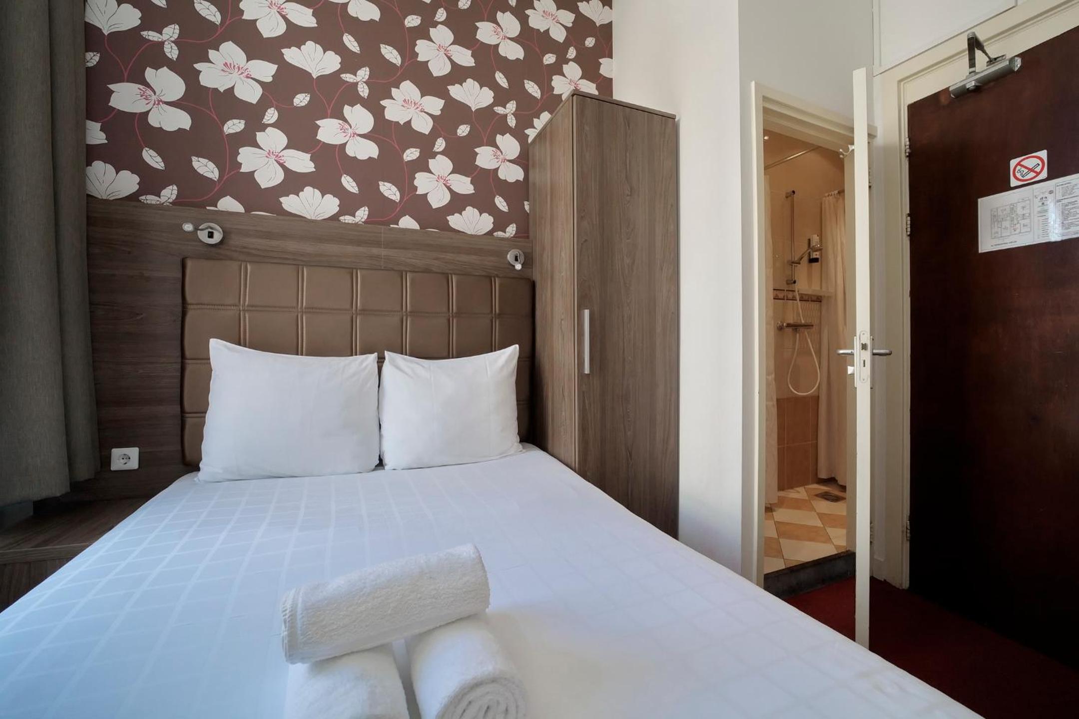Small Double Room photo 3