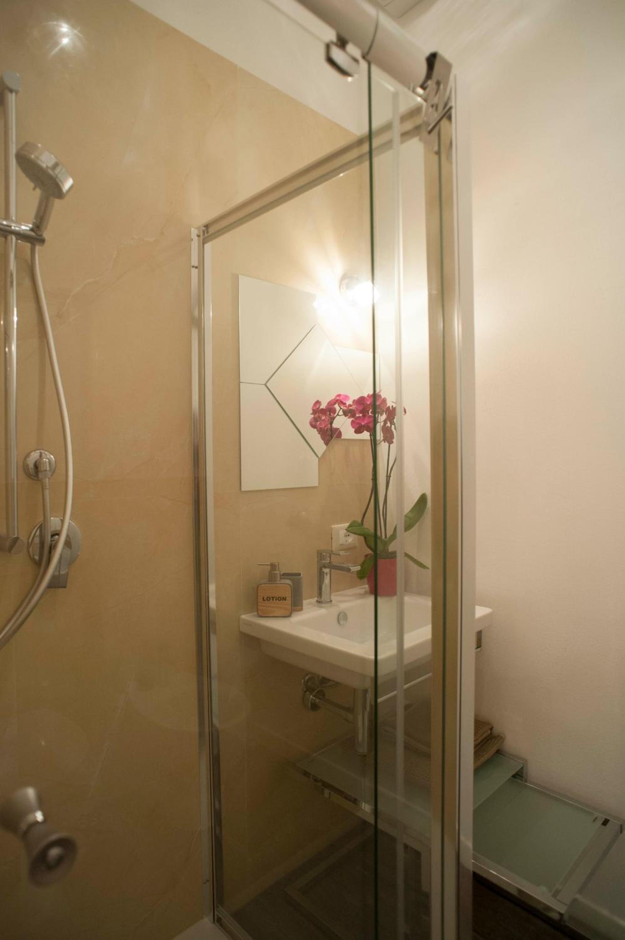 Deluxe Double Room - Photo 3