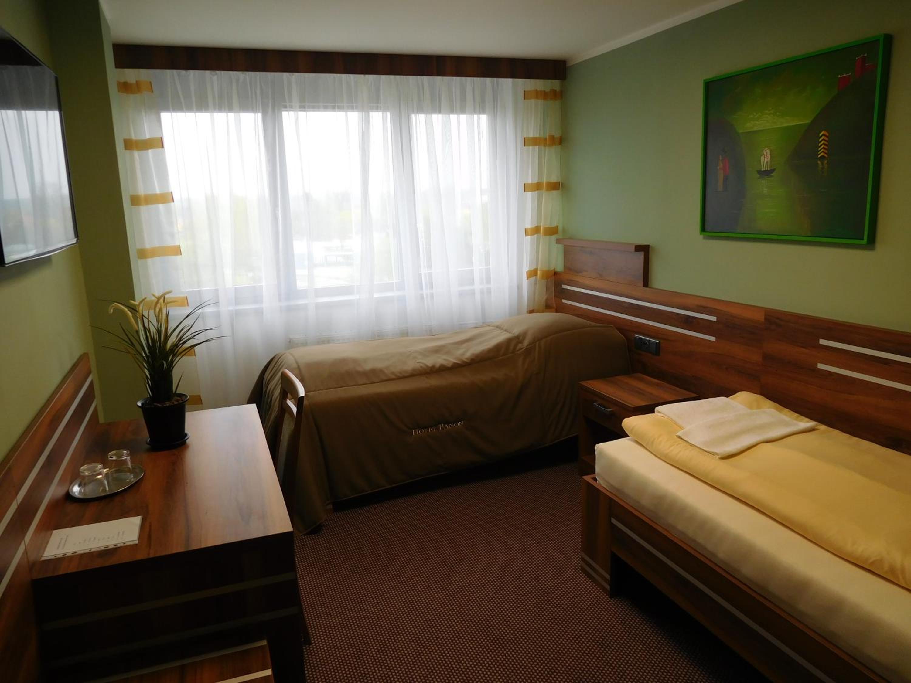 Double or Twin Room - Photo 1