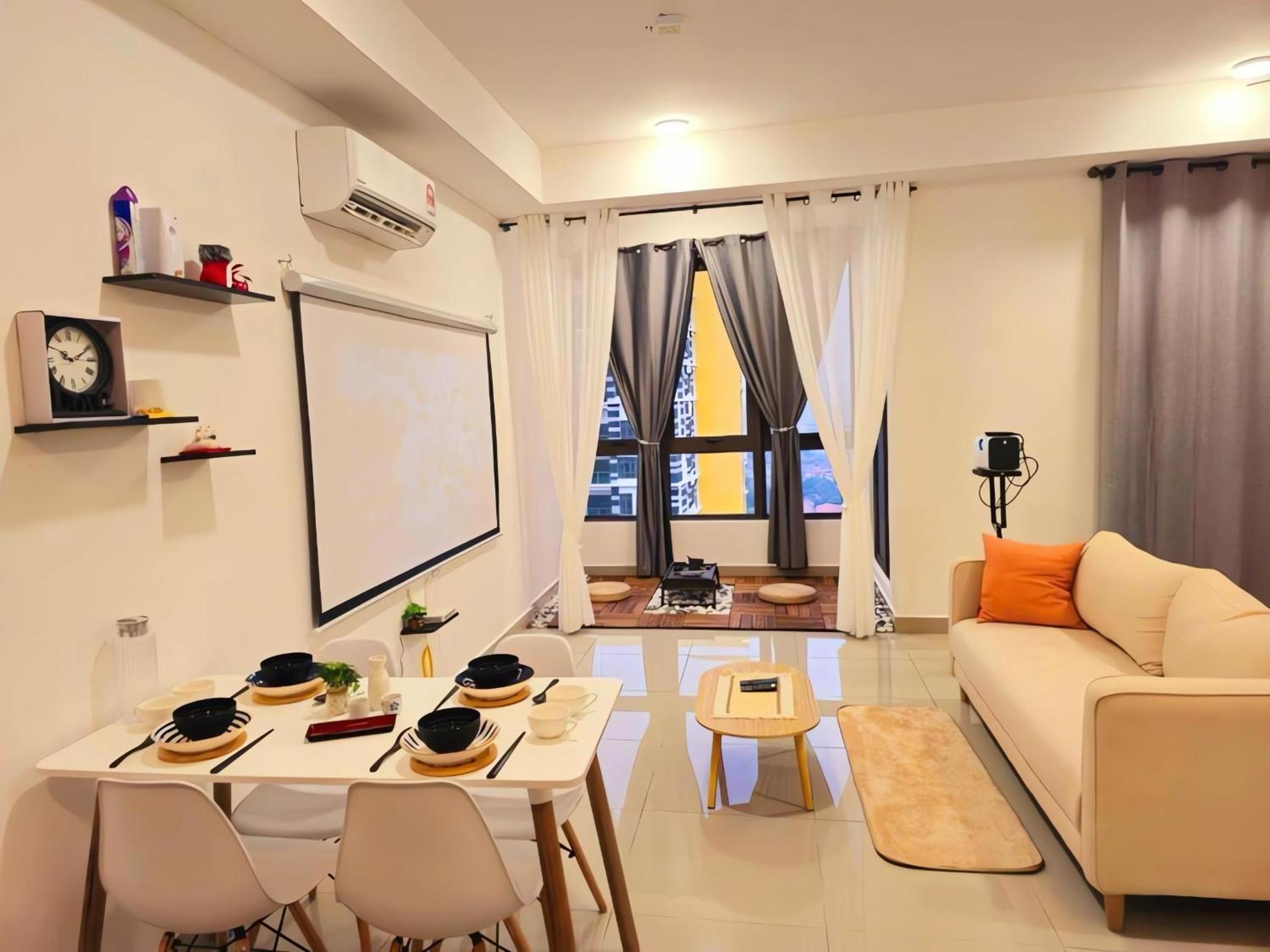Quiet Cozy Studio (1 Queen + 1 Single Bed, Water Purifier and Projector TV screen) photo 2
