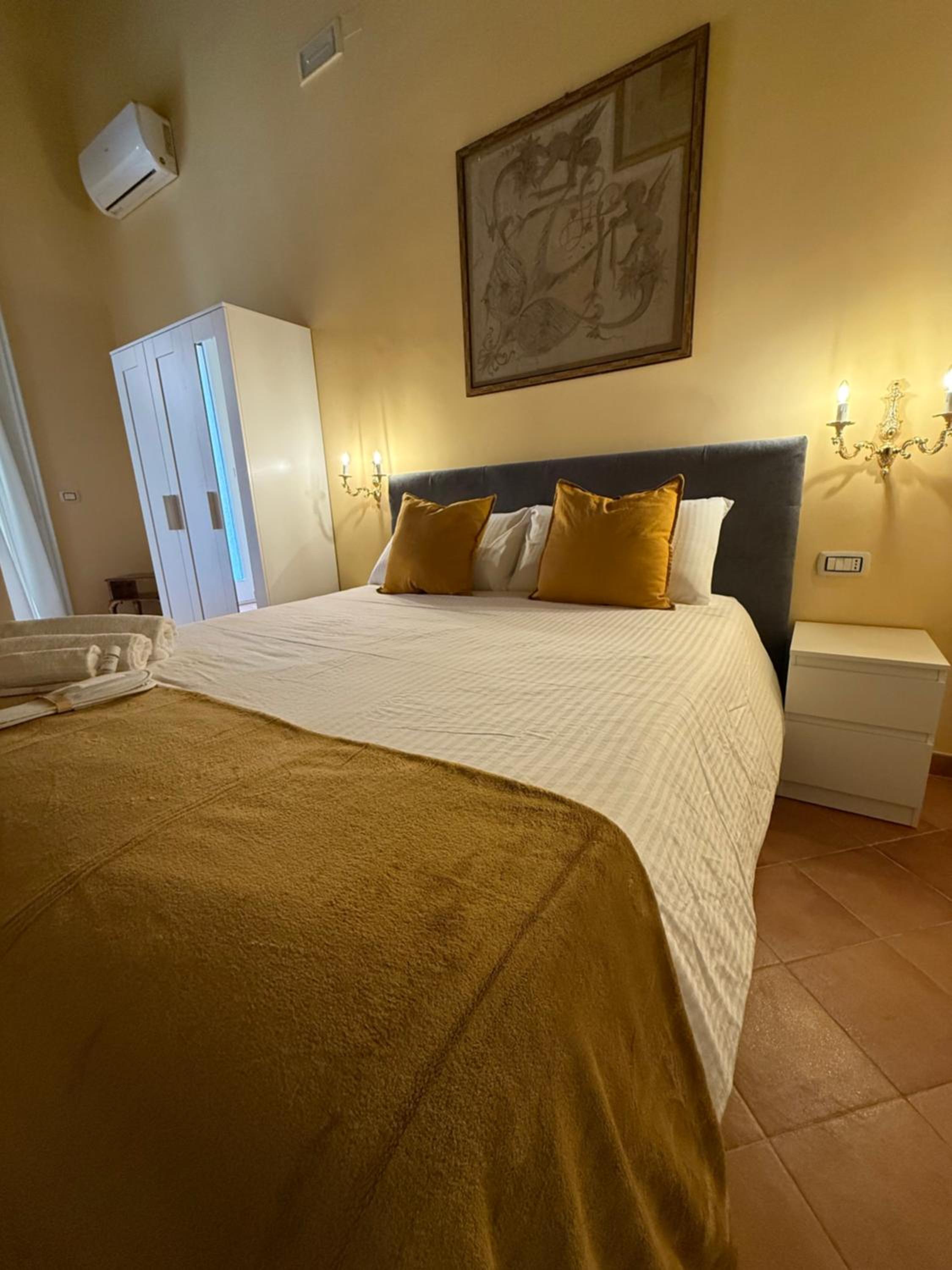 Double Room with Balcony photo 2