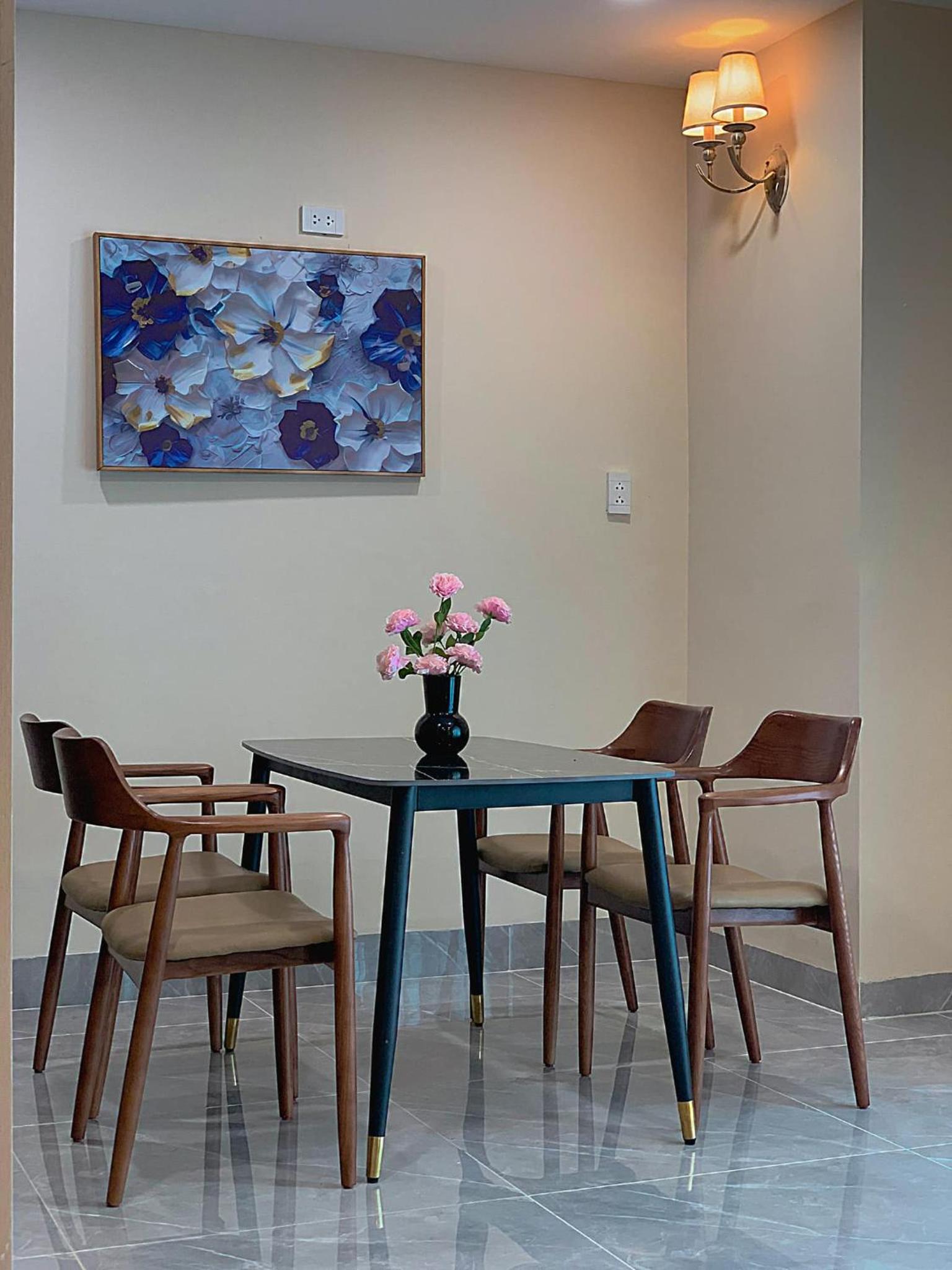 Two-Bedroom Apartment with View photo 1