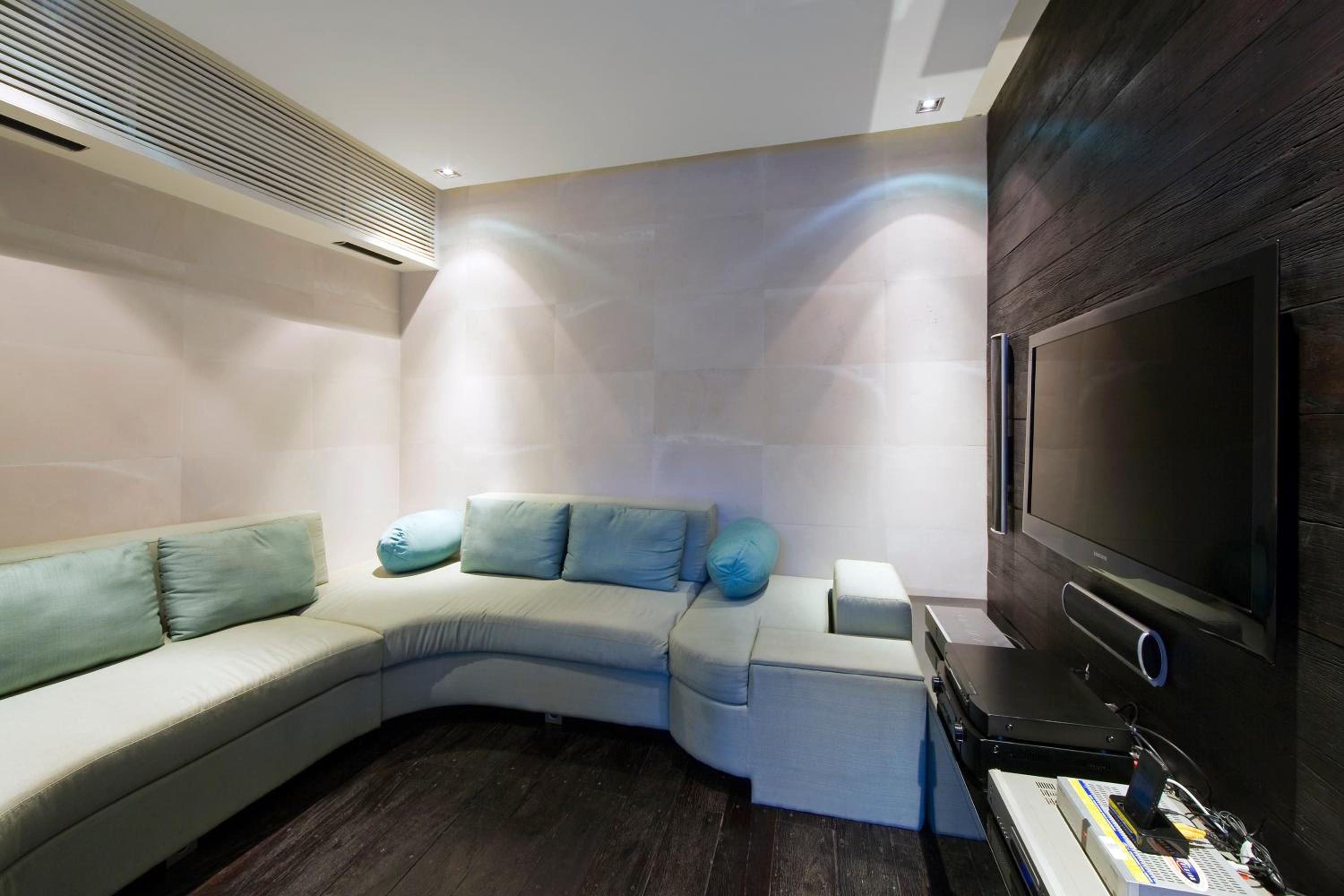 Premium Two-Bedroom Villa with Private Pool - Photo 24