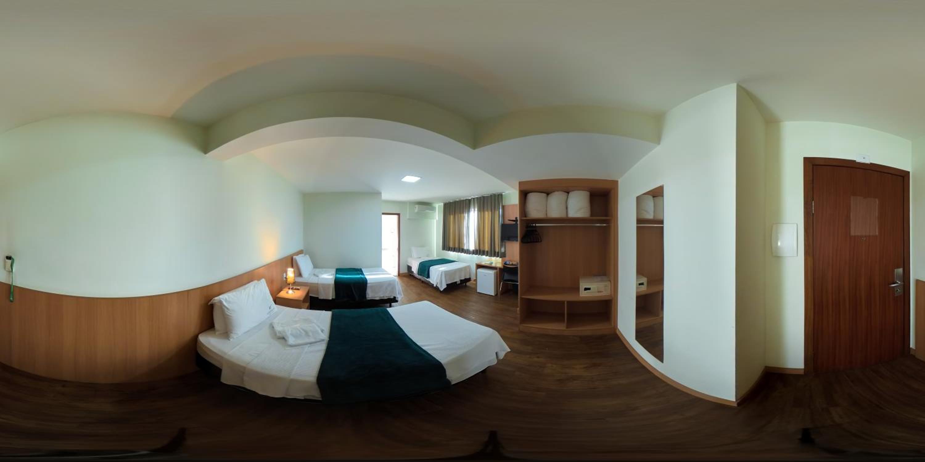 Luxury Triple Room photo 2