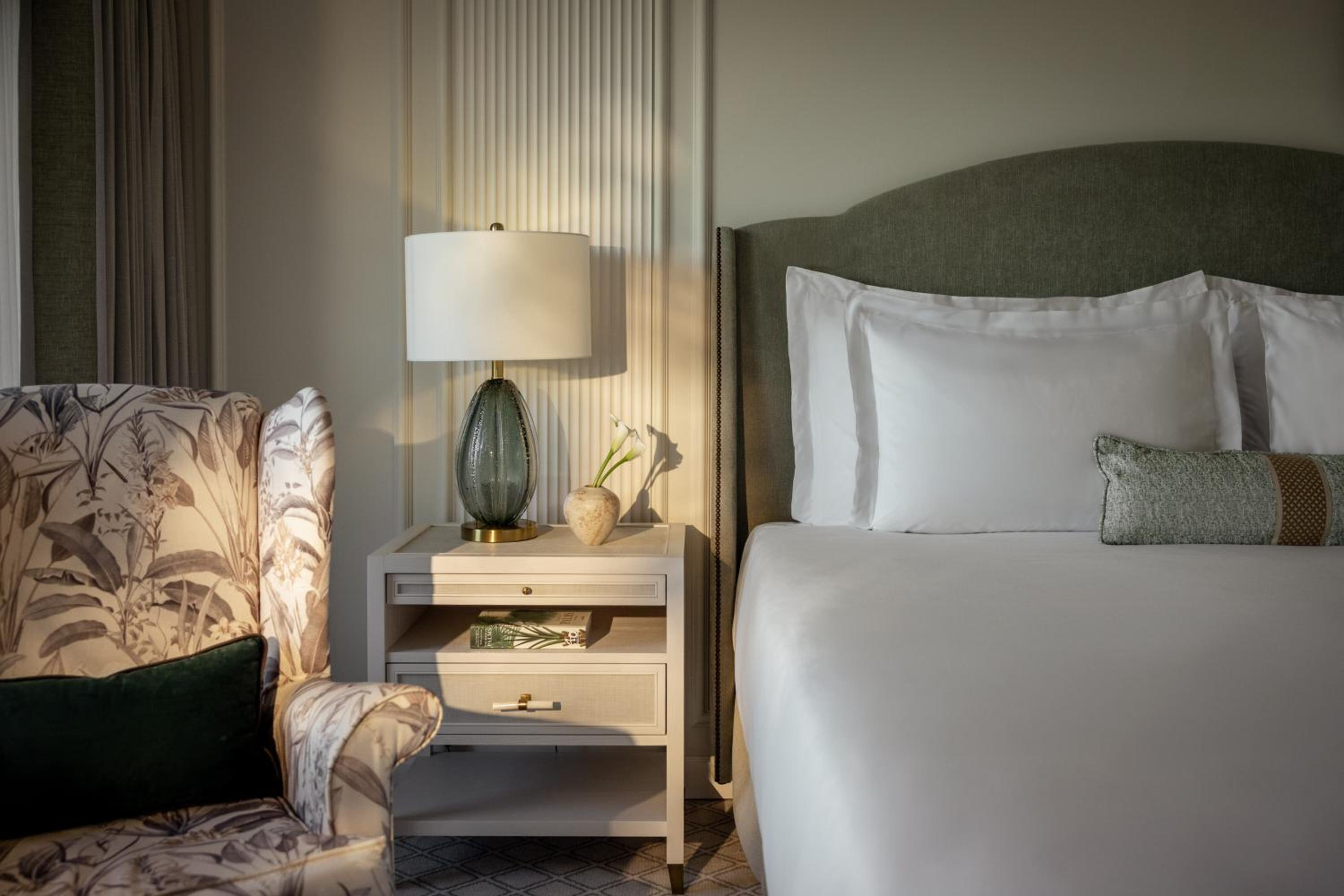 Grand Deluxe Room - Photo 4