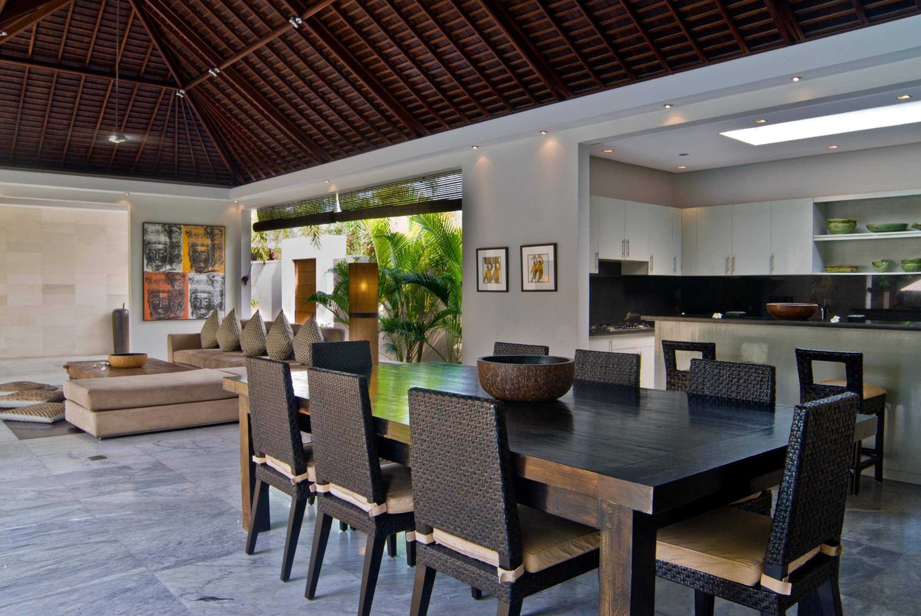 Premium Three-Bedroom Villa with Private Pool  - Photo 14