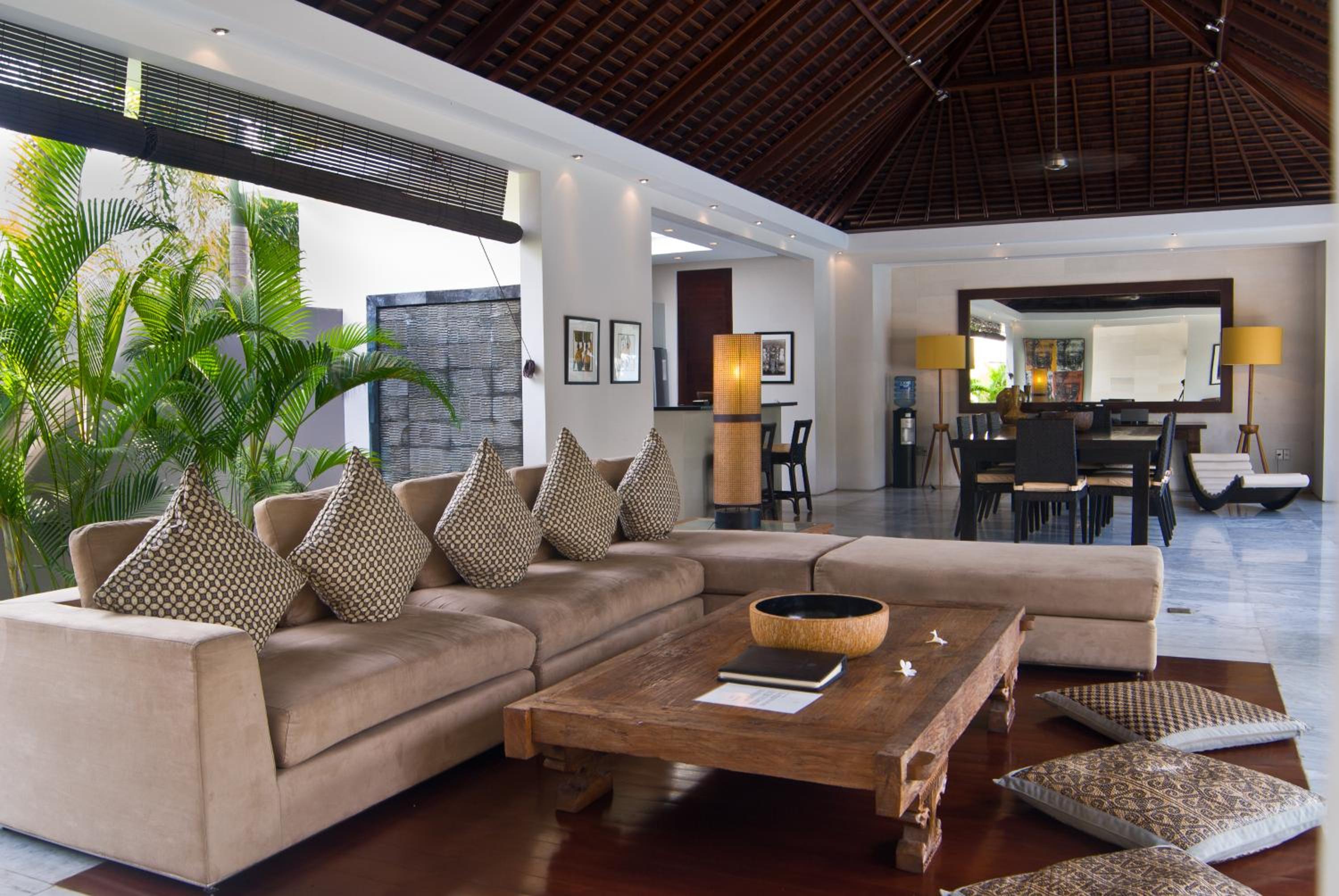Premium Three-Bedroom Villa with Private Pool  - Photo 16