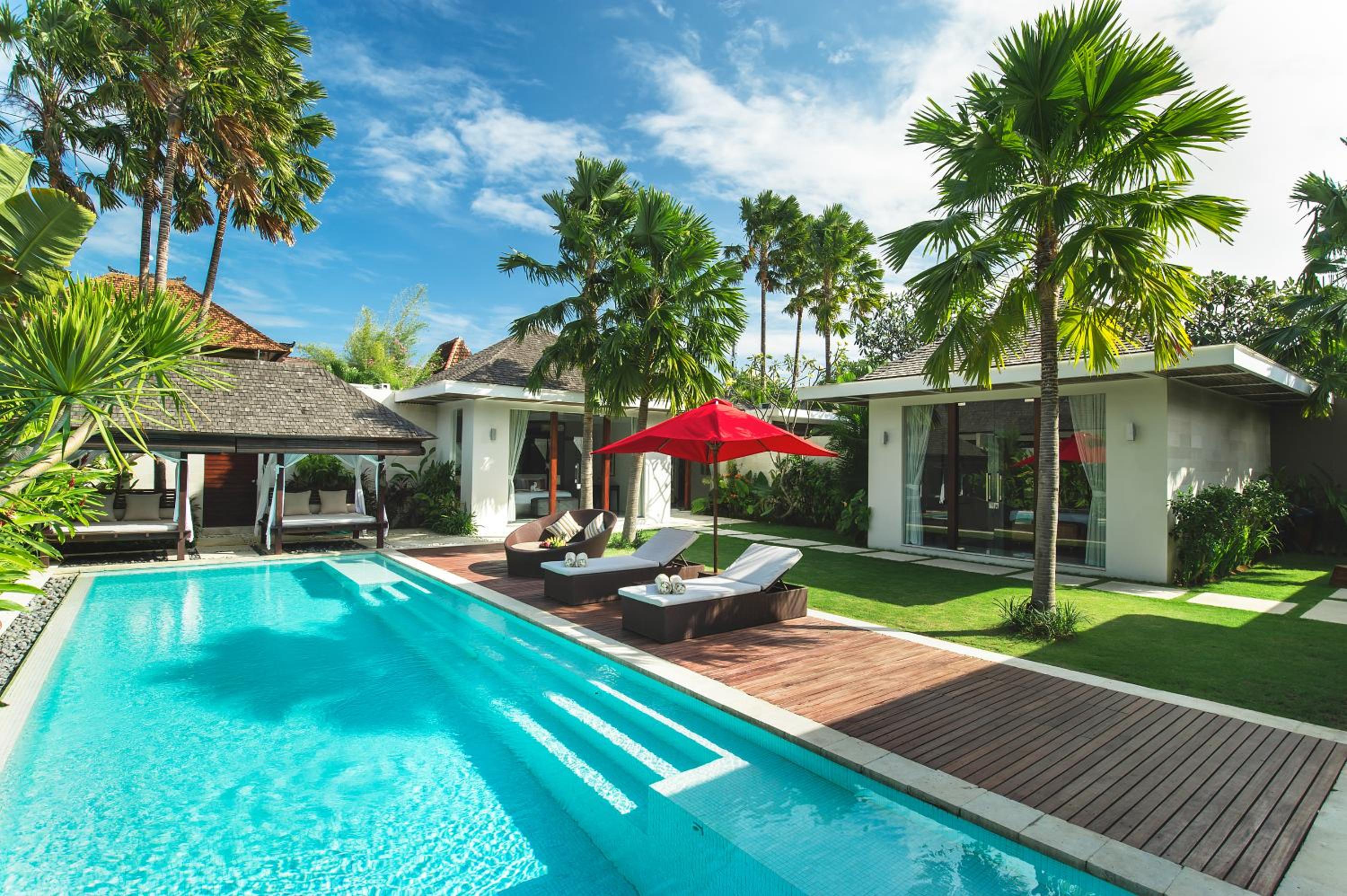 Premium Three-Bedroom Villa with Private Pool  - Photo 17