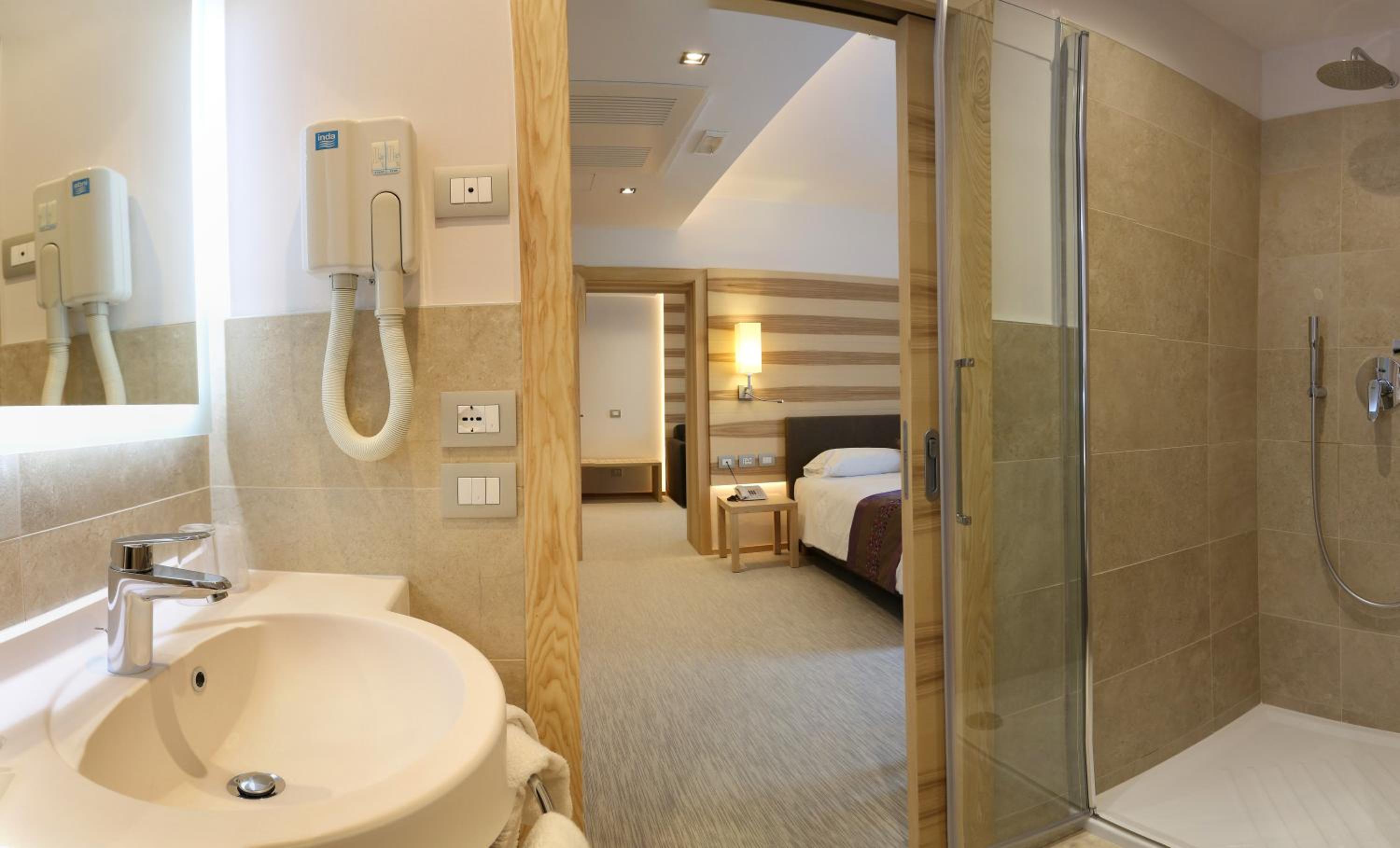 Superior Quadruple Room with Terrace photo 3