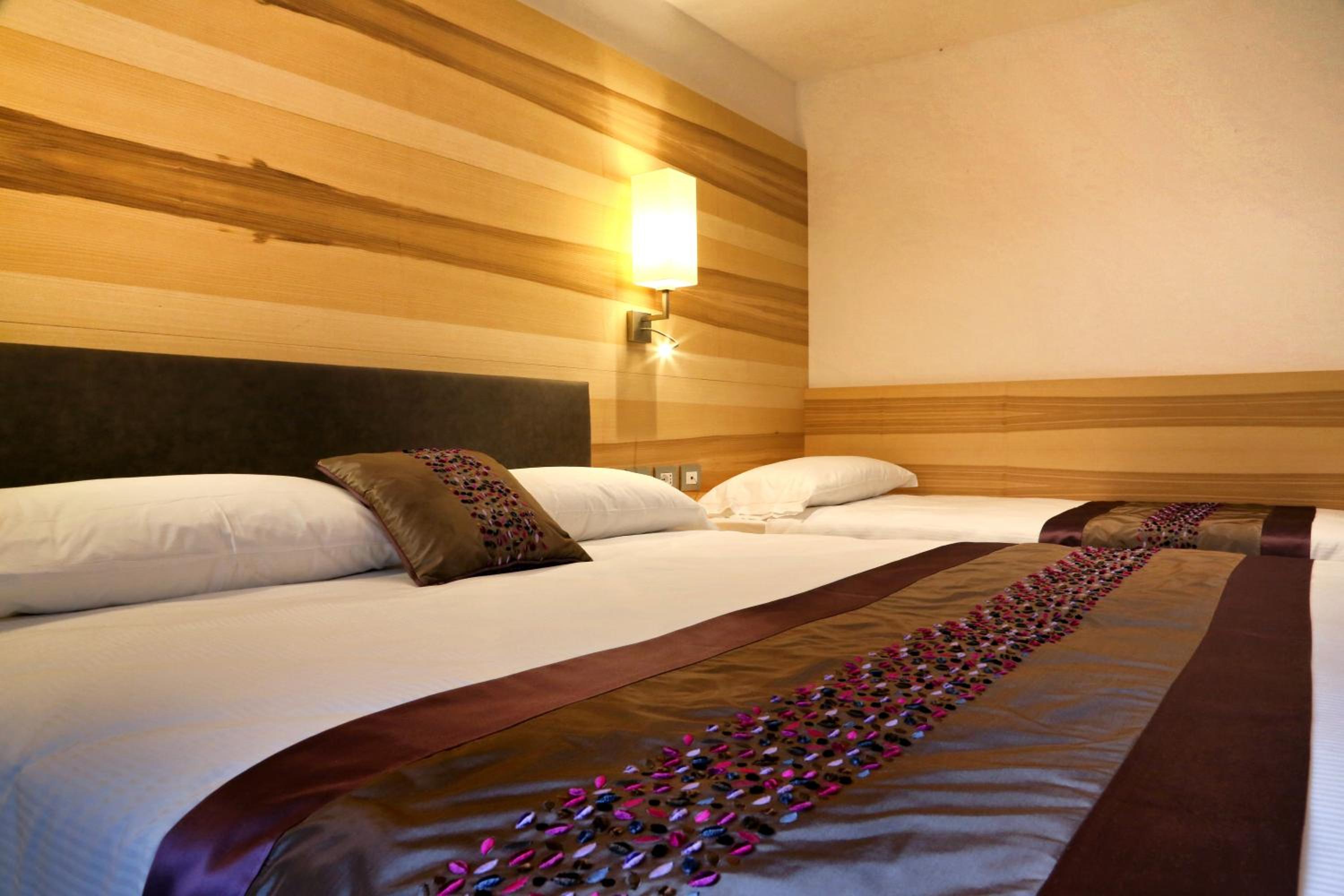 Triple Room - Photo 9