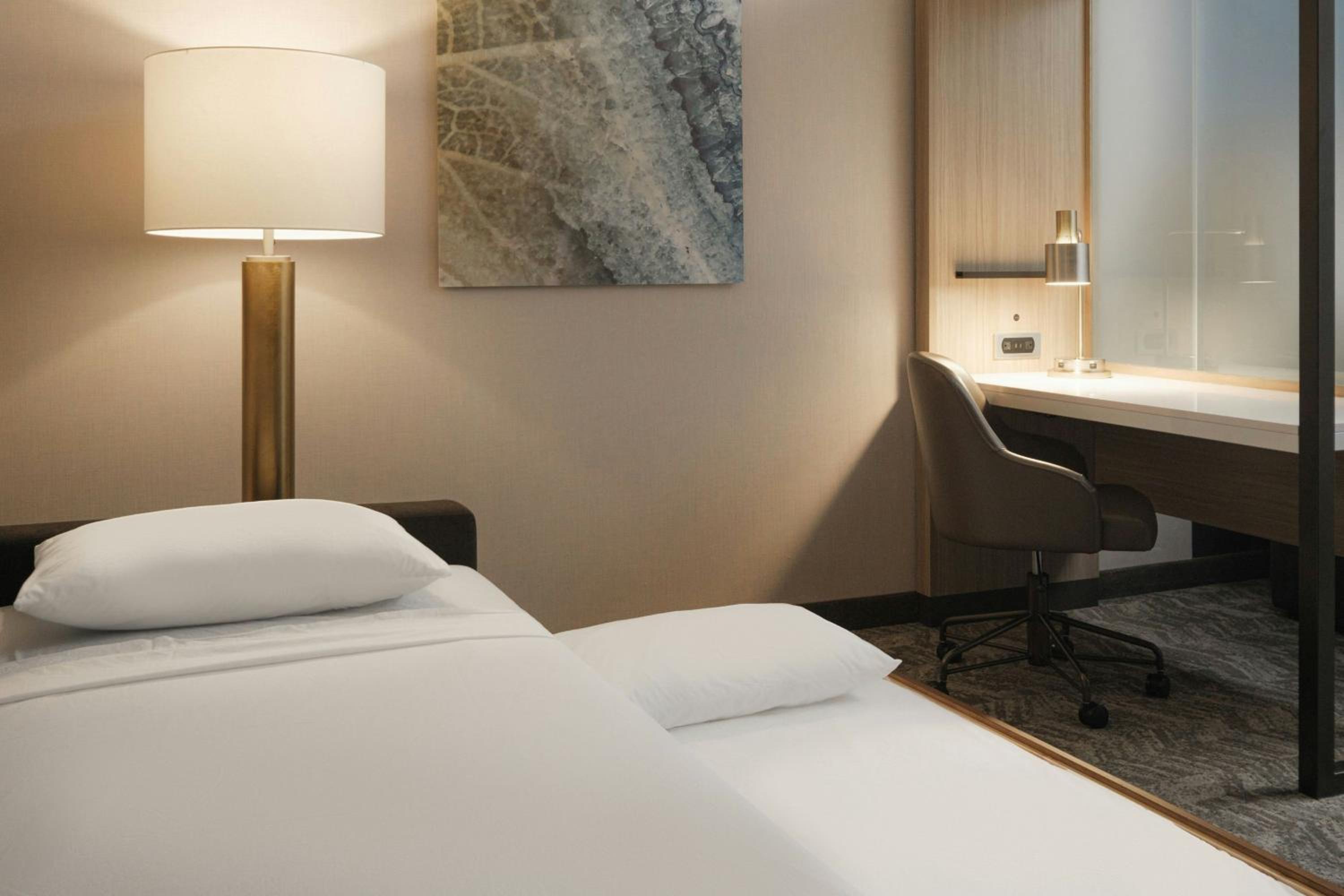 King Suite - Hearing Accessible photo 2