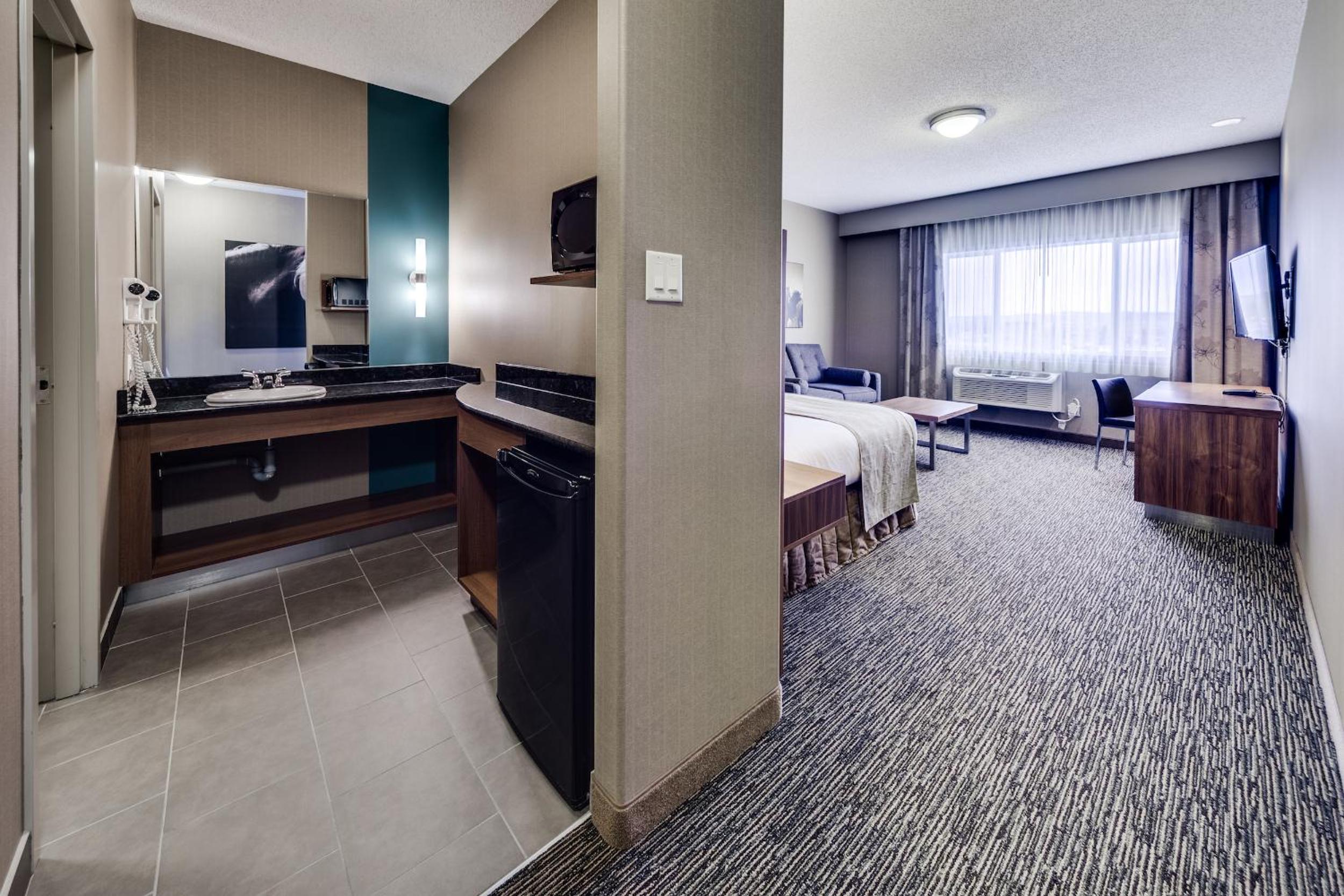 Heritage Inn Hotel & Convention Centre - Pincher Creek