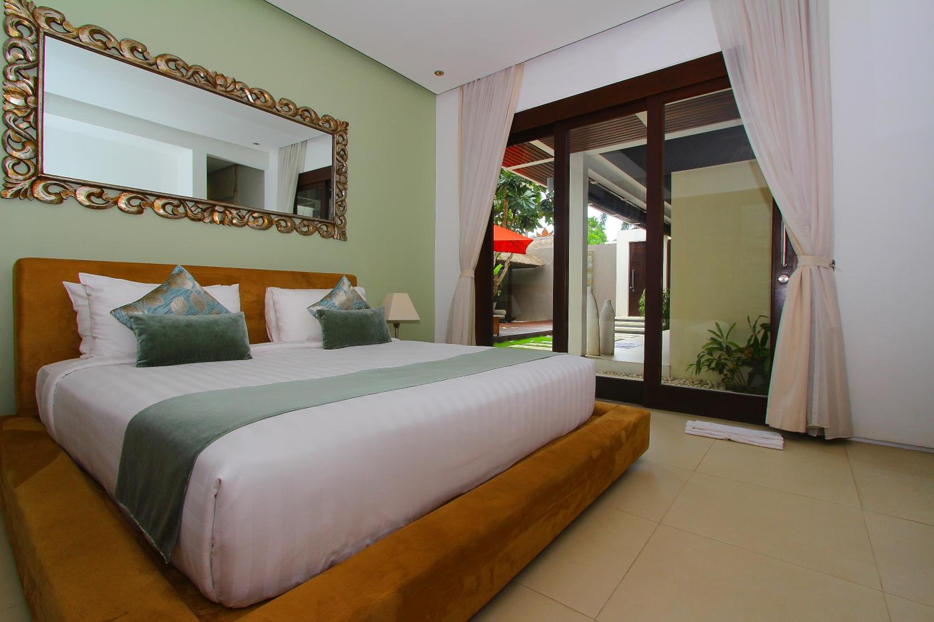 Two-Bedroom Villa with Private Pool - Photo 23